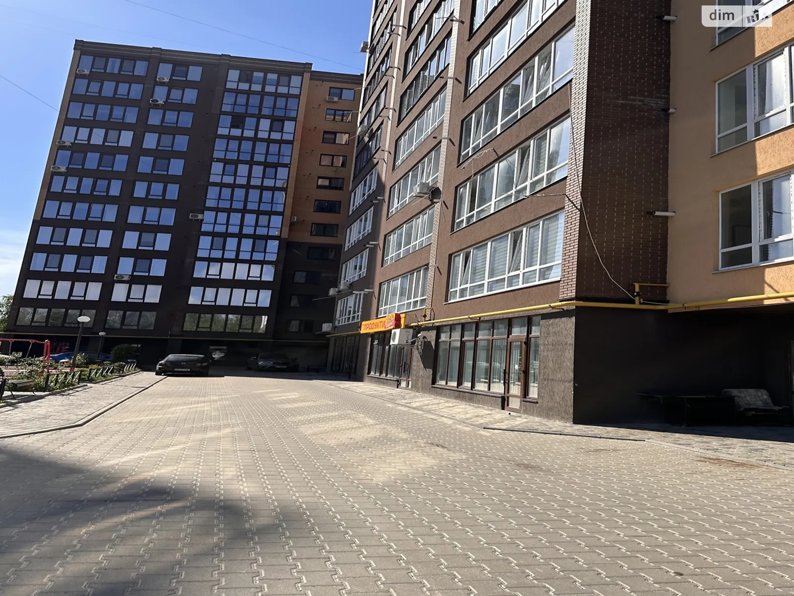 Продається 3-кімнатна квартира 106.3 кв. м у Житомирі, просп. Миру, 36 - фото 1