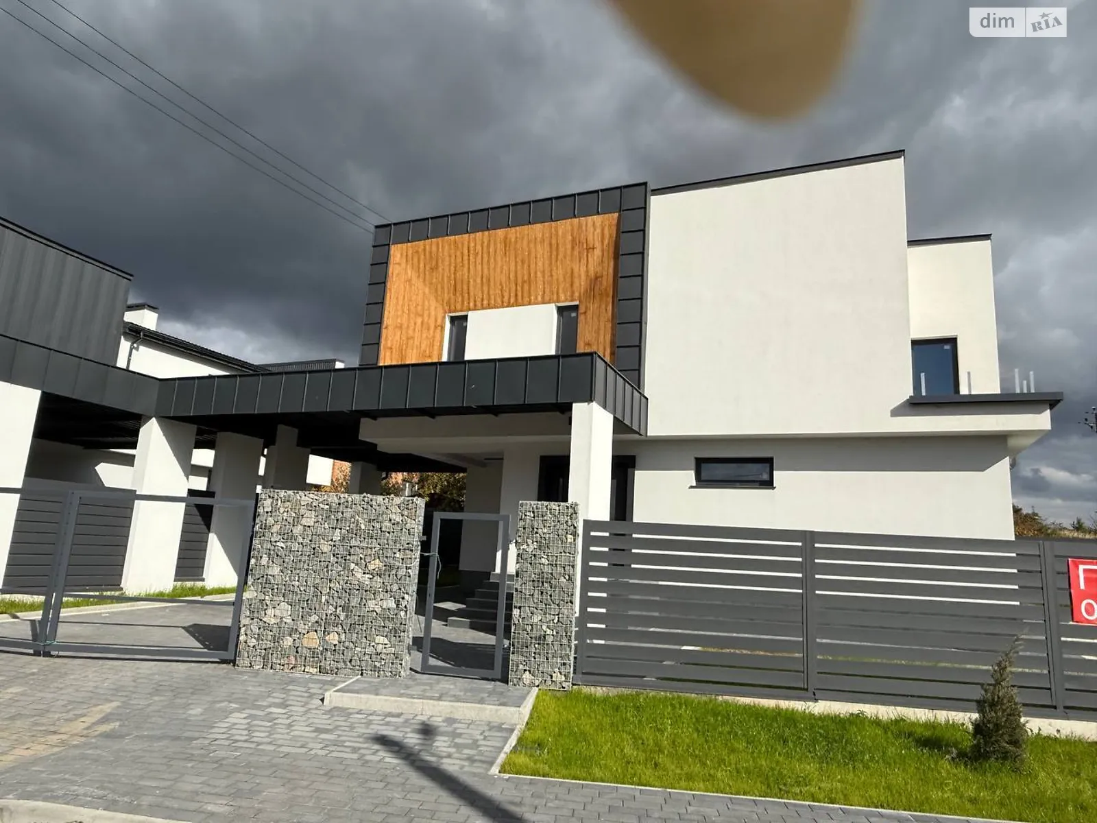 Продается дом на 2 этажа 191 кв. м с мансардой, цена: 296000 $ - фото 1