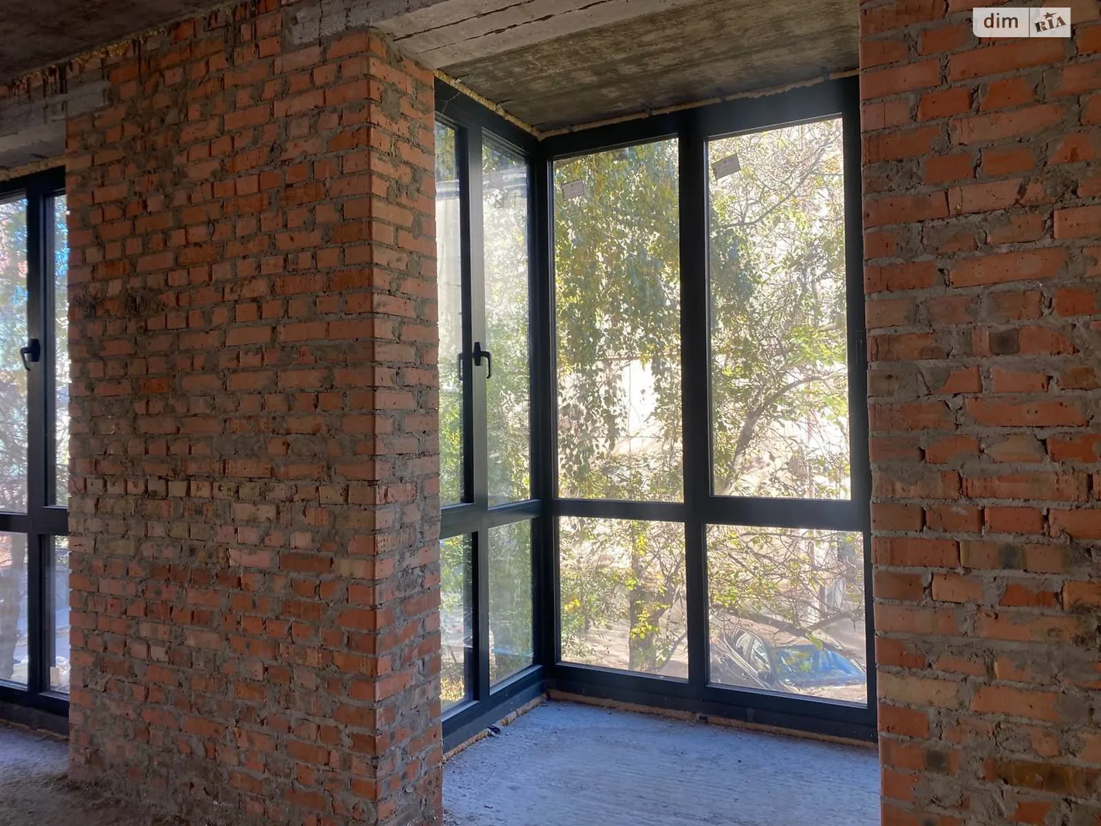 1-комнатная квартира 114.5 кв. м в Тернополе, ул. Над Ставом - фото 1