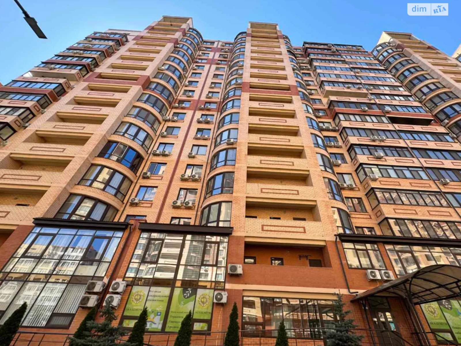 Продается 4-комнатная квартира 187 кв. м в Одессе, ул. Армейская, 8Б - фото 1