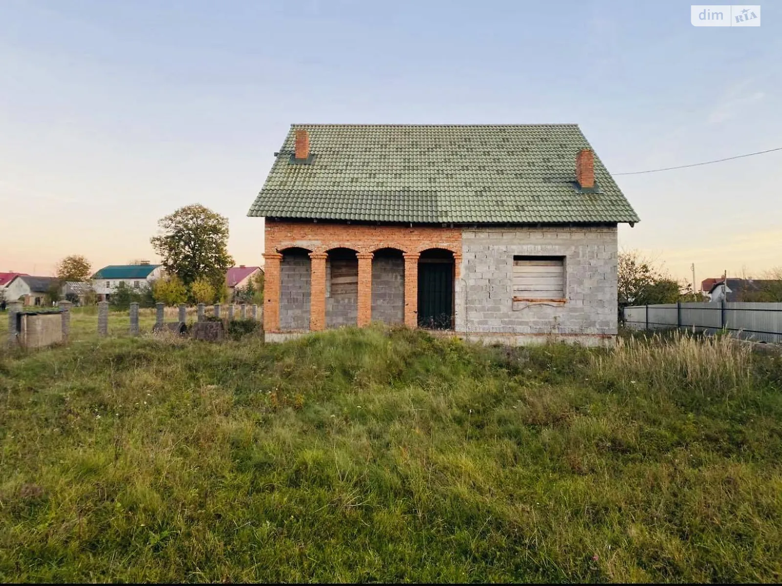 Продается дом на 2 этажа 100 кв. м с балконом, цена: 16500 $ - фото 1