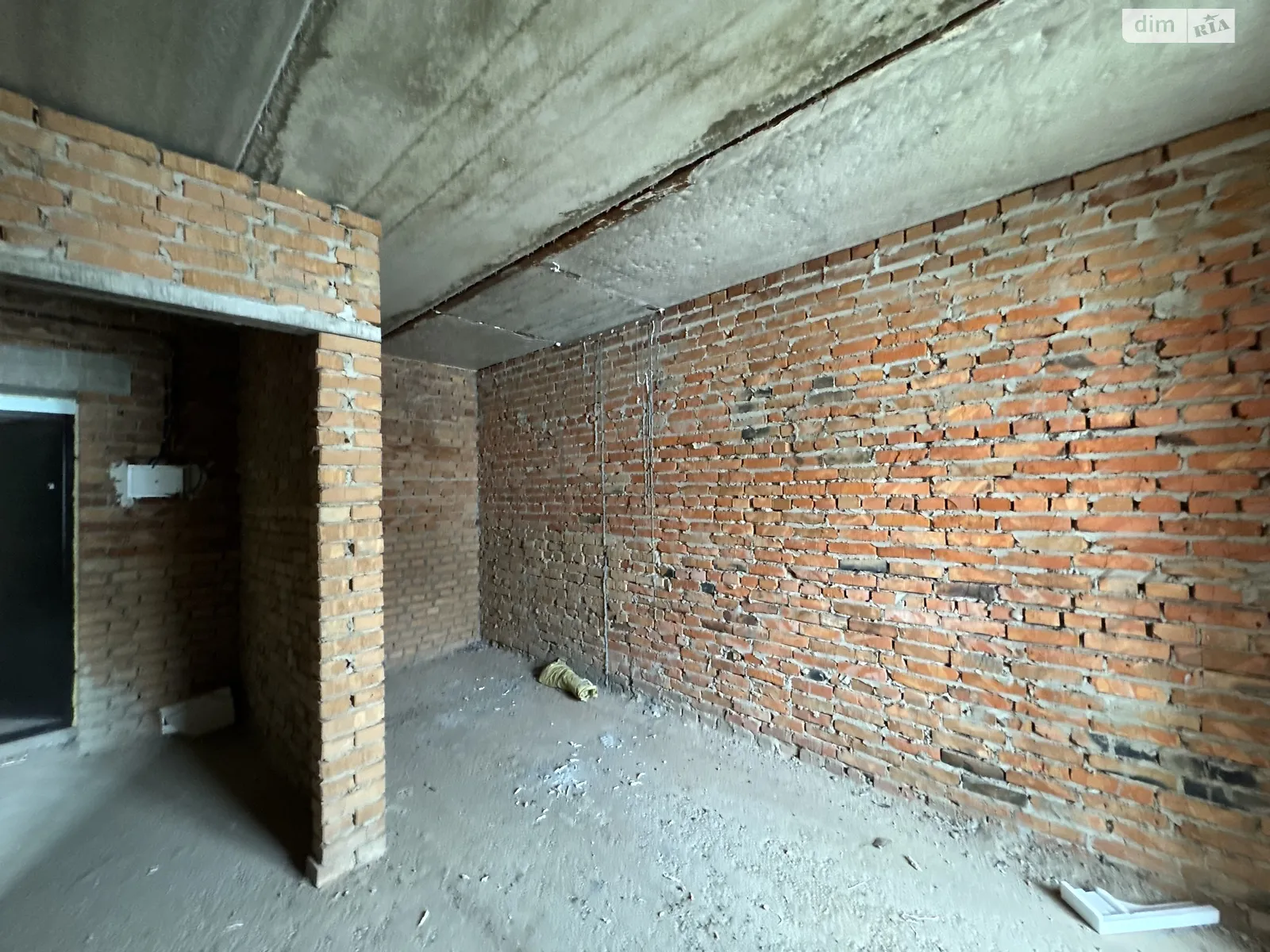 Продается 1-комнатная квартира 35 кв. м в Михайловке-Рубежовке, ул. Чубинского, 12 - фото 1