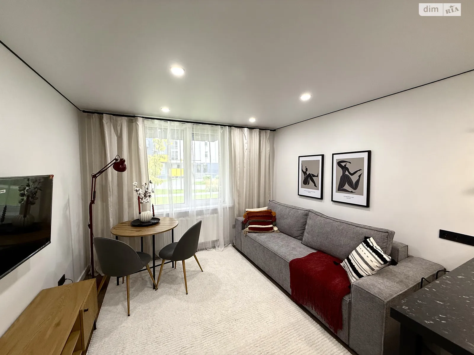 Продается 1-комнатная квартира 28 кв. м в Львове, ул. Рудненская - фото 1