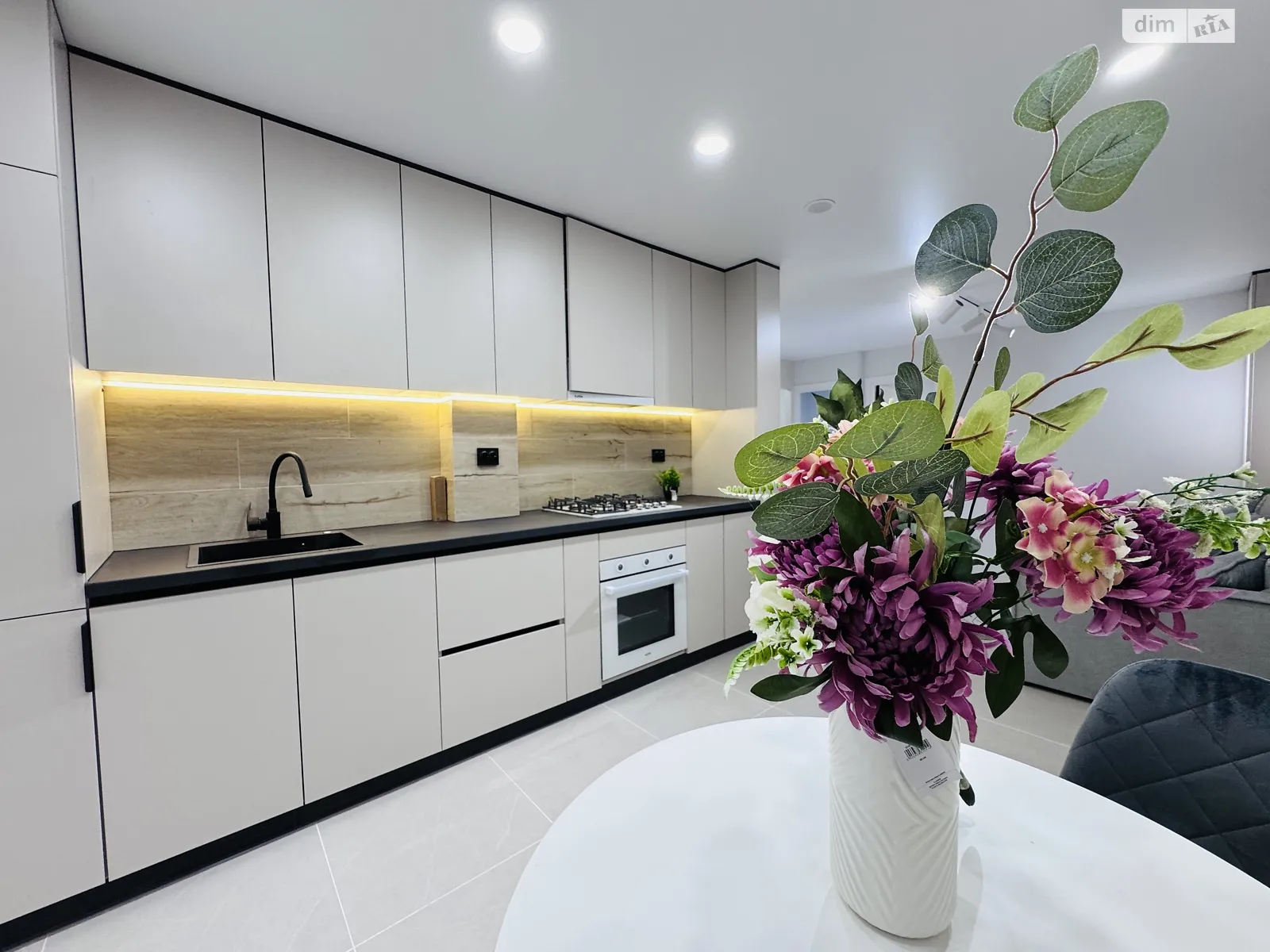 2-комнатная квартира 62 кв. м в Тернополе, ул. Киевская, 8В - фото 1