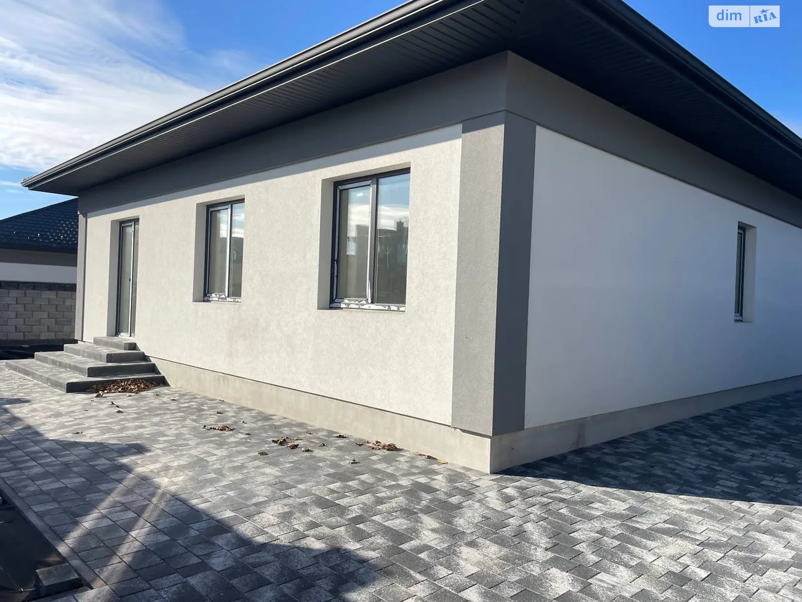 Продается одноэтажный дом 105 кв. м с баней/сауной, цена: 115000 $ - фото 1