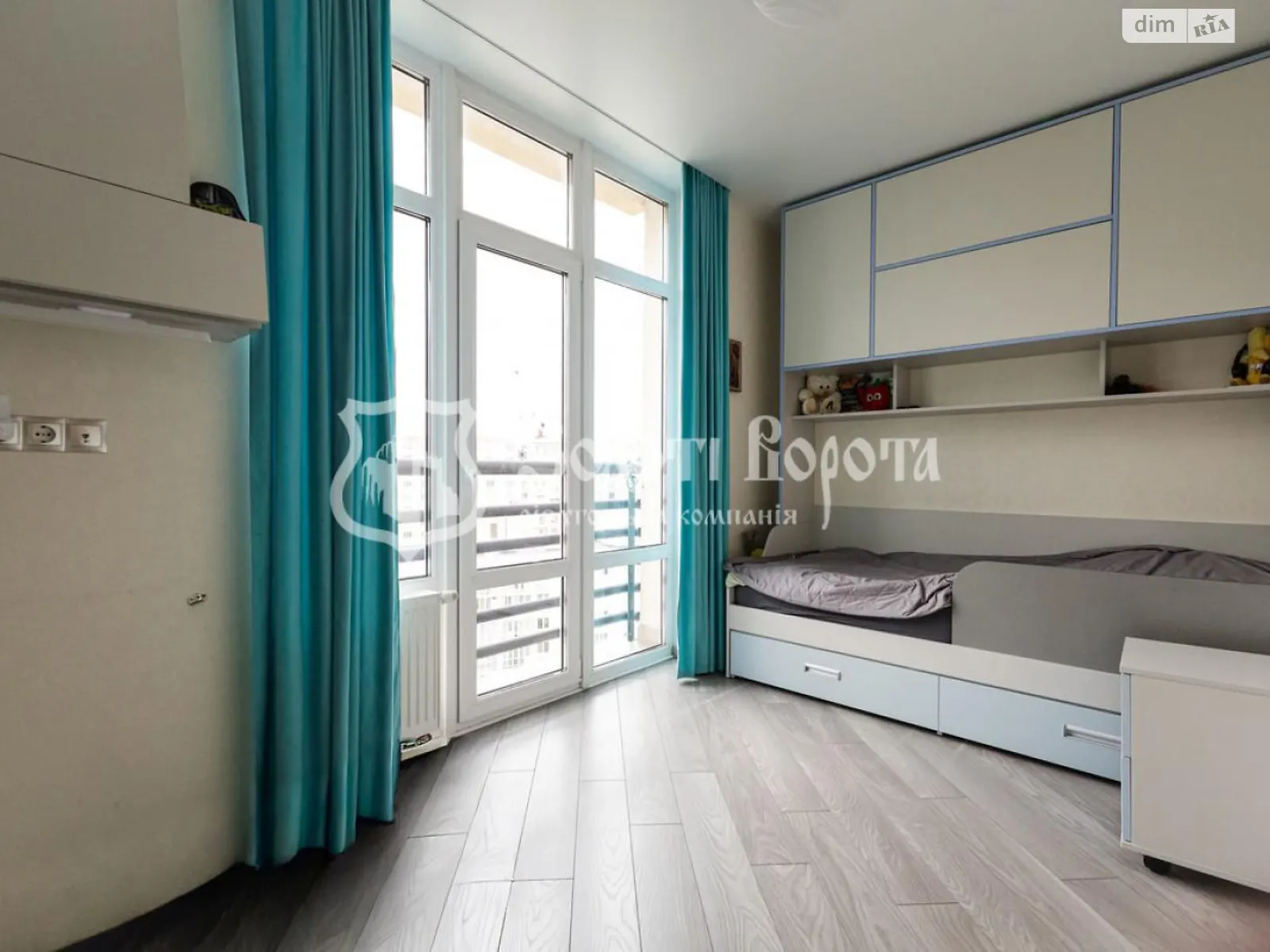 Продается 2-комнатная квартира 67.2 кв. м в Киеве, ул. Андрея Аболмасова(Панельная), 4А - фото 1