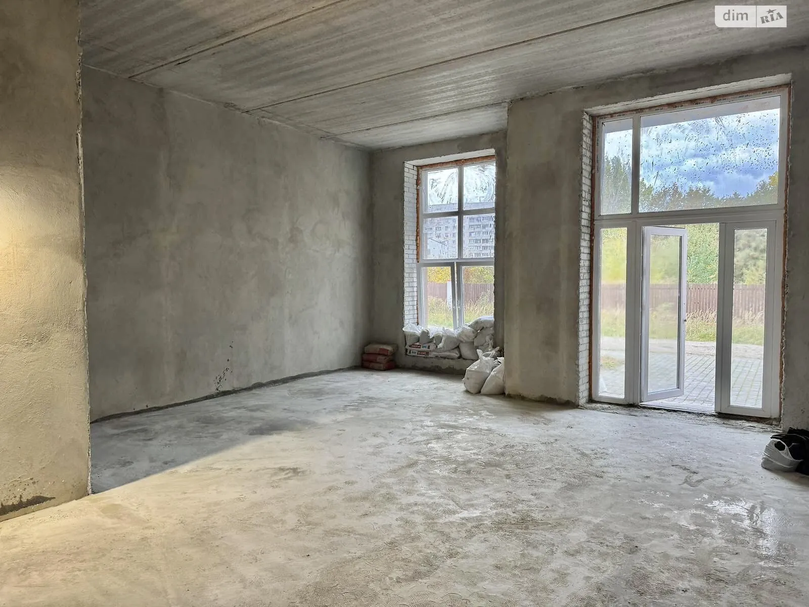 Продается объект сферы услуг 45.5 кв. м в 10-этажном здании, цена: 82000 $ - фото 1