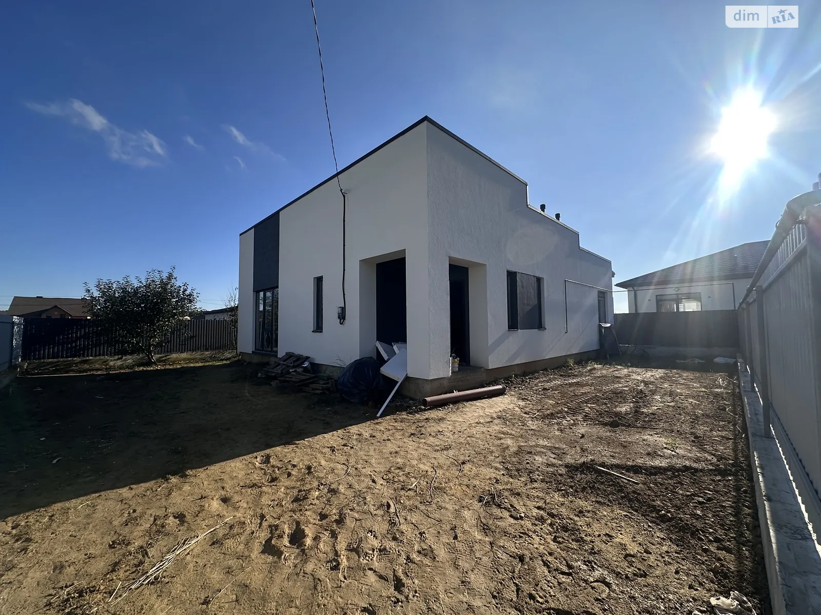 Продается одноэтажный дом 105 кв. м с террасой, цена: 85000 $ - фото 1