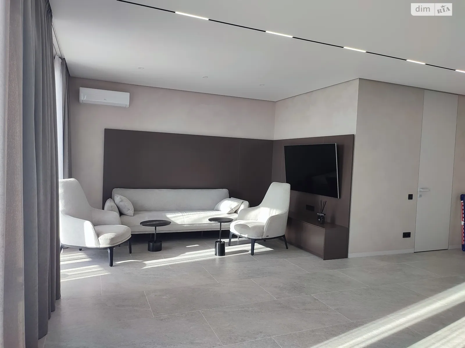 Продается 3-комнатная квартира 150 кв. м в Виннице, ул. Зодчих - фото 1