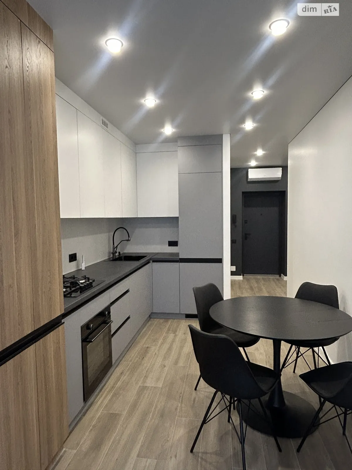 Сдается в аренду 1-комнатная квартира 40 кв. м в Хмельницком, ул. Подольская, 10/5 - фото 1