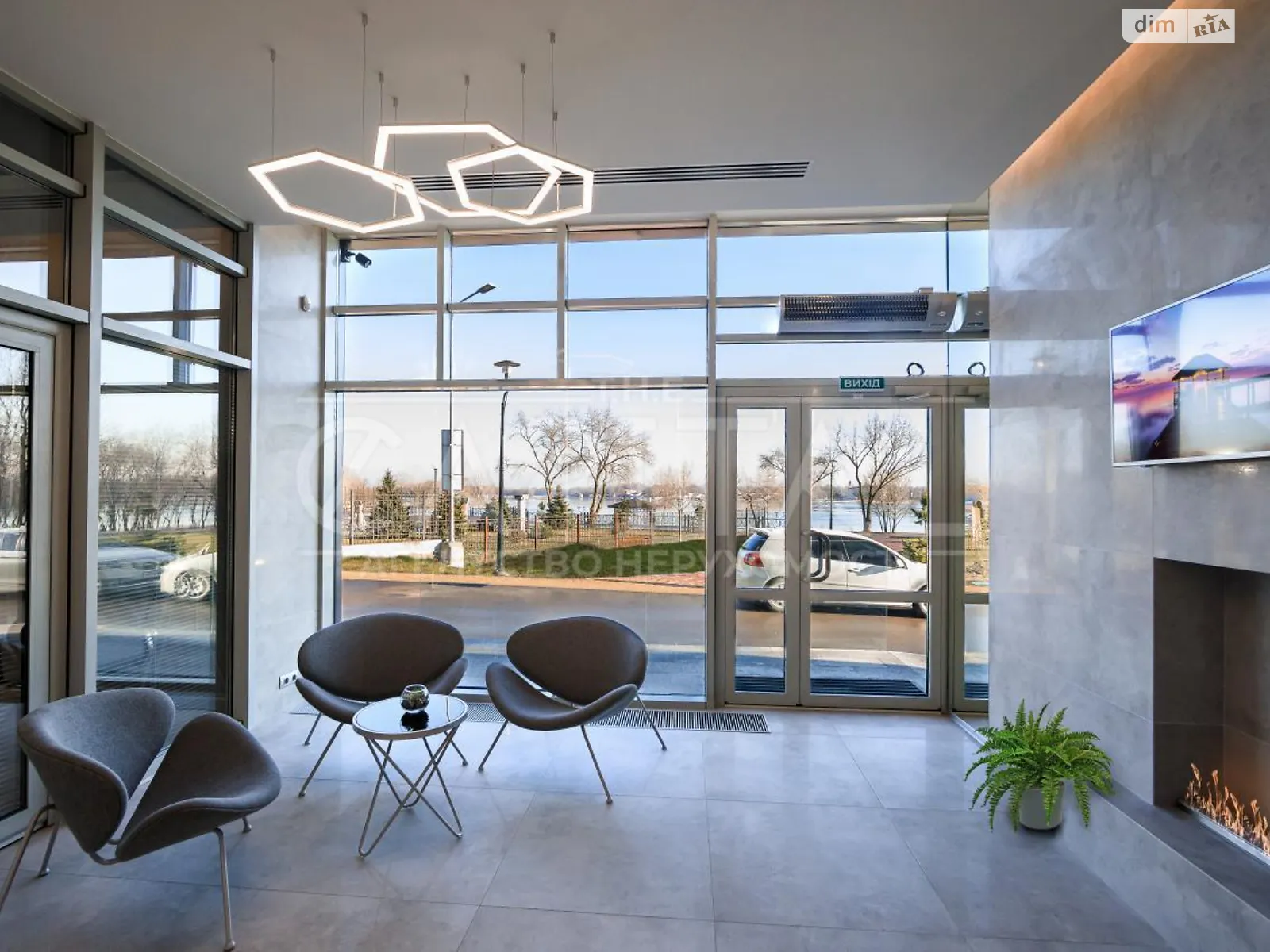 Здається в оренду приміщення вільного призначення 210 кв. м в 23-поверховій будівлі, цена: 3500 $ - фото 1