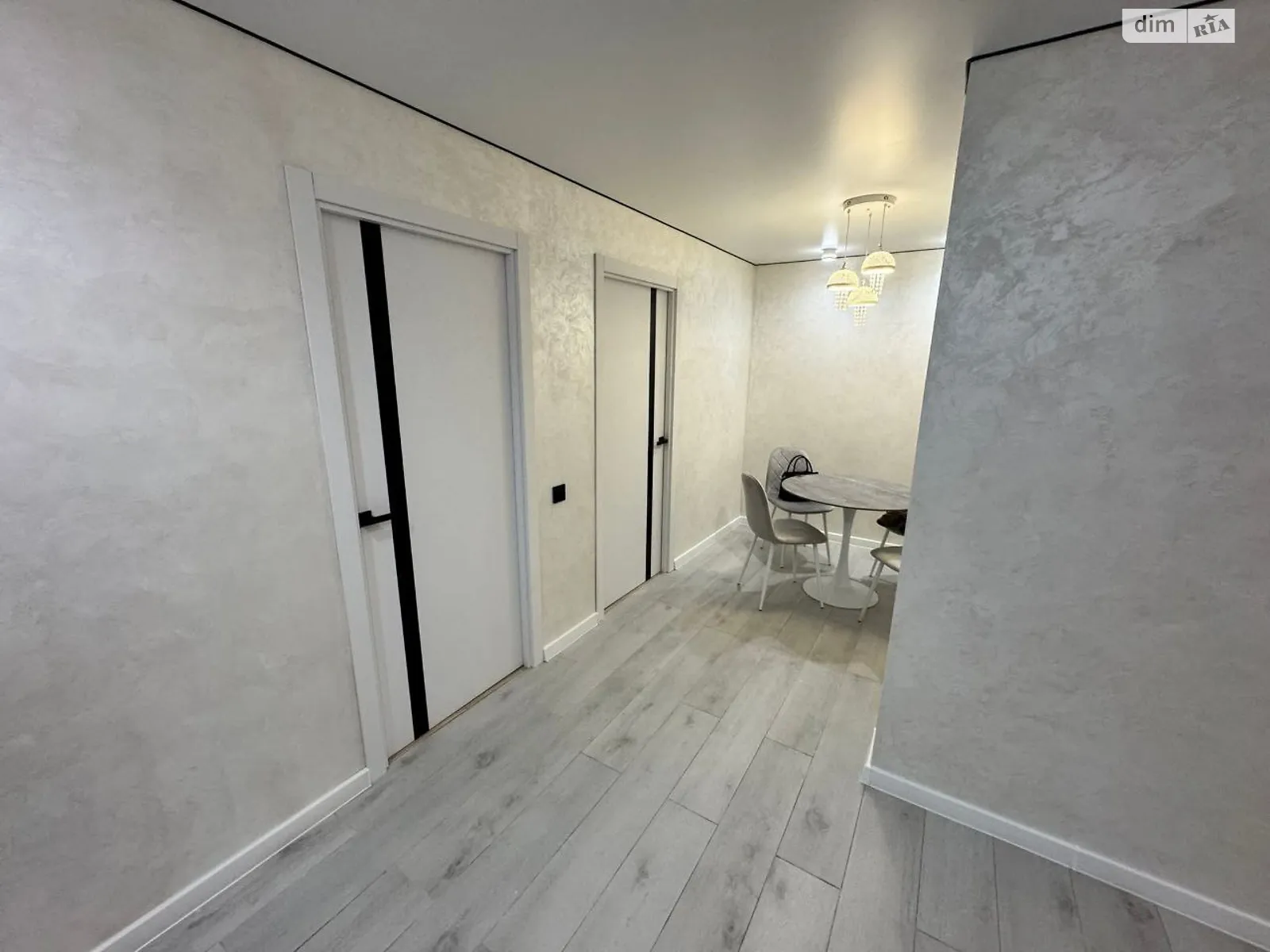 1-комнатная квартира 54 кв. м в Тернополе, ул. Смакулы - фото 1