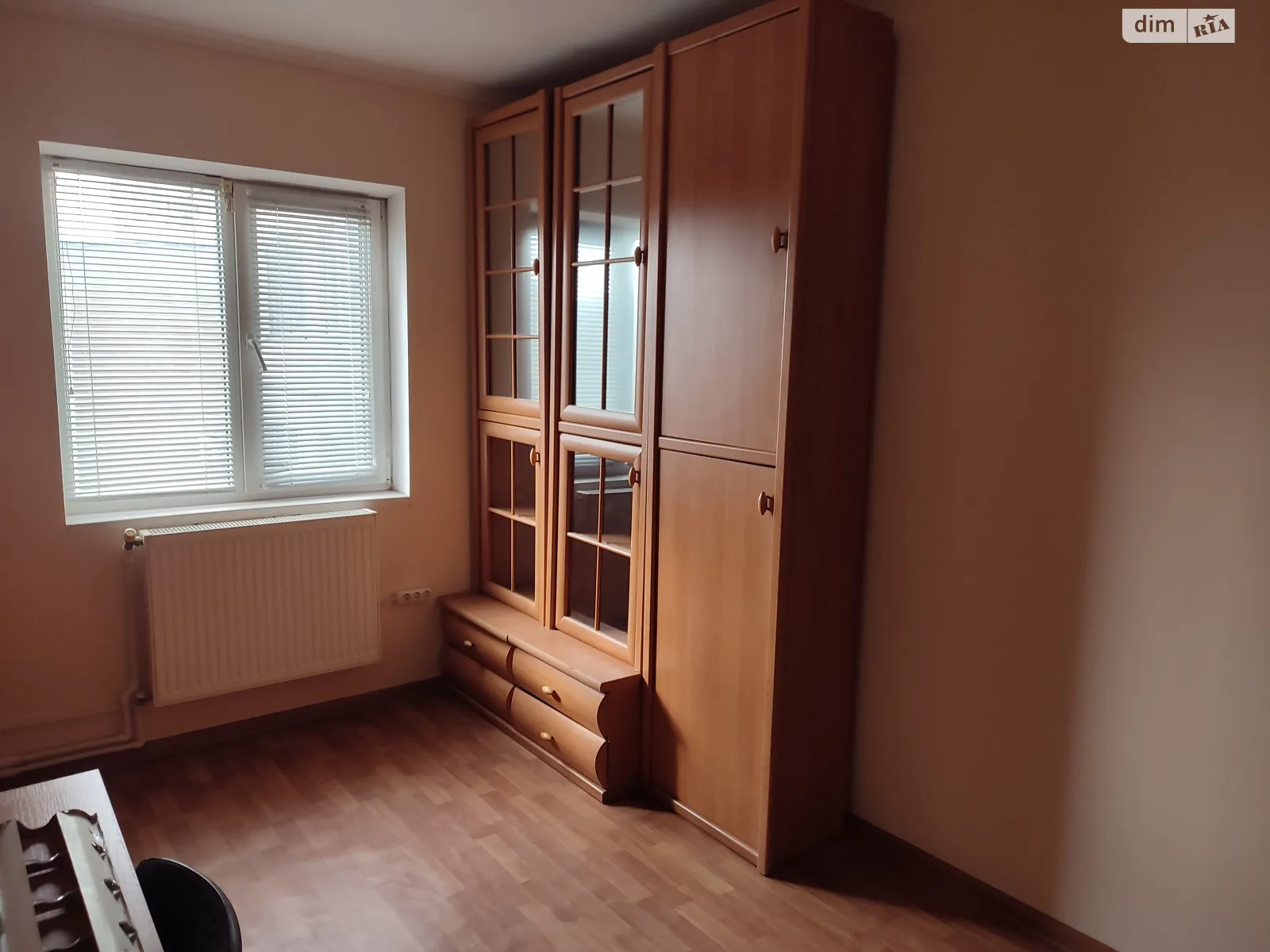 Сдается в аренду офис 81 кв. м в бизнес-центре, цена: 20300 грн - фото 1