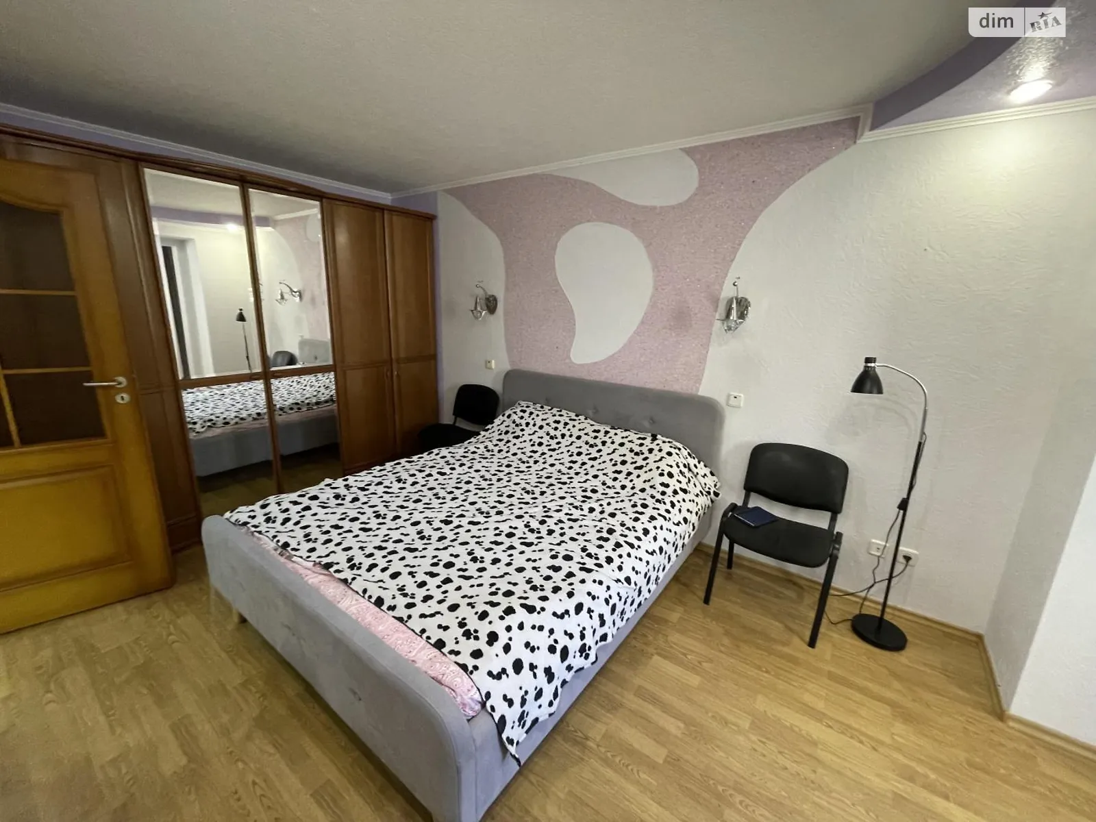 Продается 2-комнатная квартира 65.6 кв. м в Хмельницком, ул. Степана Бандеры, 9 - фото 1