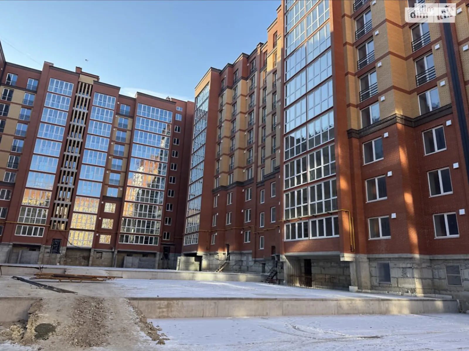 Продается подземный паркинг универсальный на 16.22 кв. м, цена: 550000 грн - фото 1