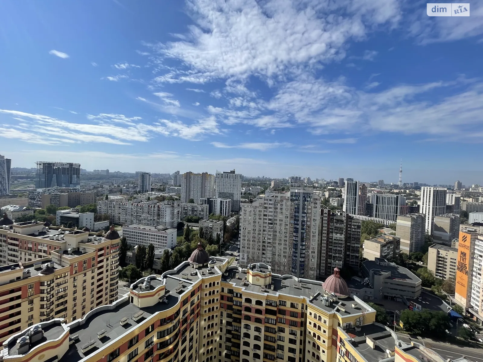 Здається в оренду 2-кімнатна квартира 68.2 кв. м у Києві, вул. Дмитрівська, 69 - фото 1