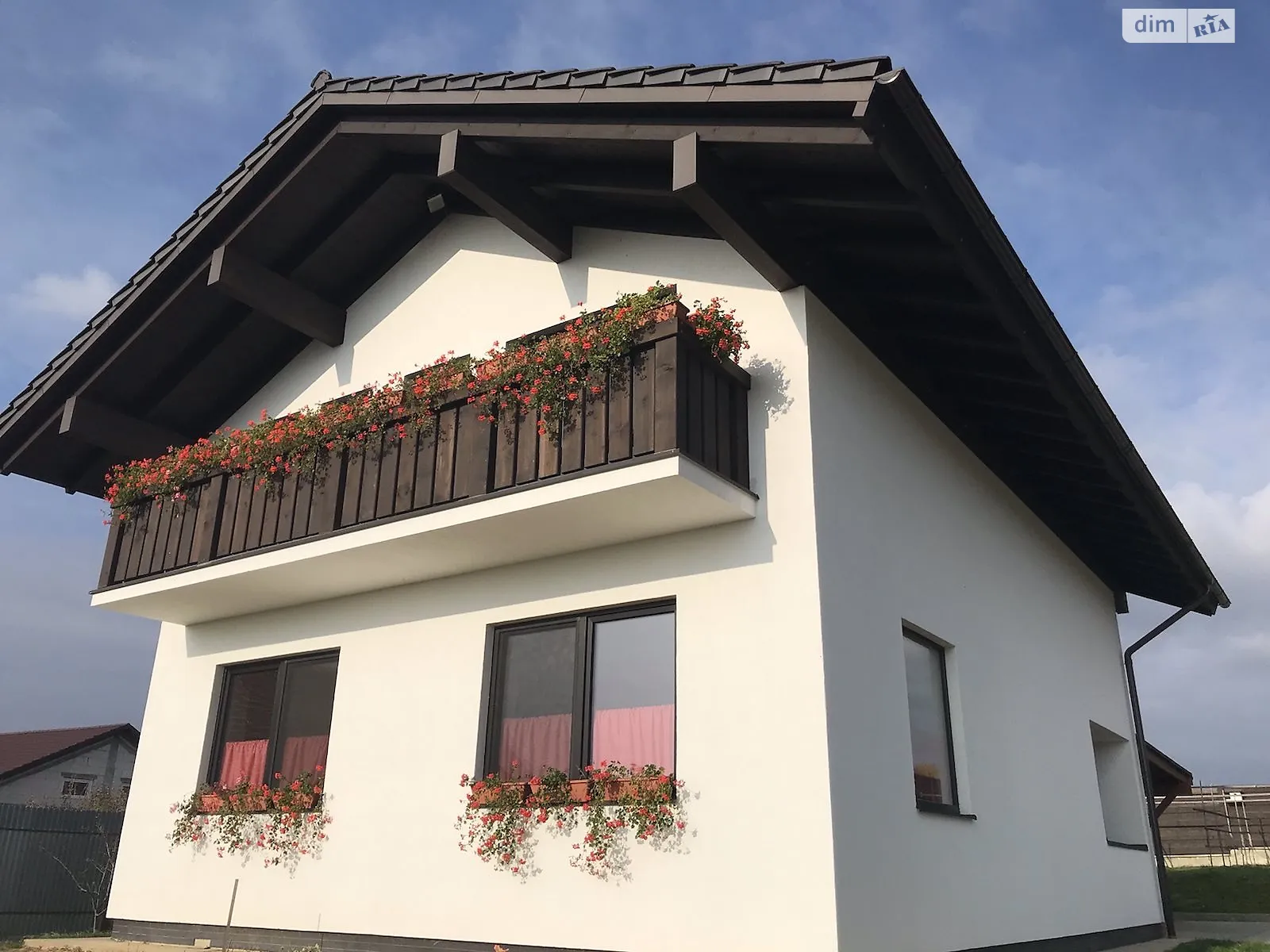 Продается дом на 2 этажа 126 кв. м с подвалом, цена: 180000 $ - фото 1