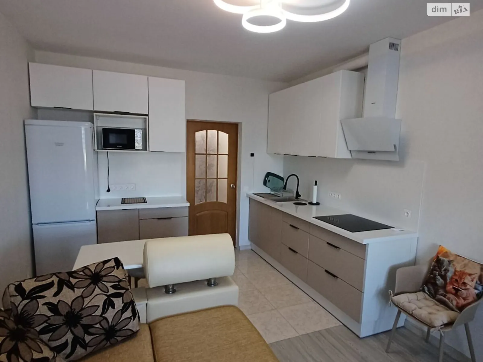 Сдается в аренду 1-комнатная квартира 46.6 кв. м в Киеве, просп. Берестейский(Победы), 121Б - фото 1