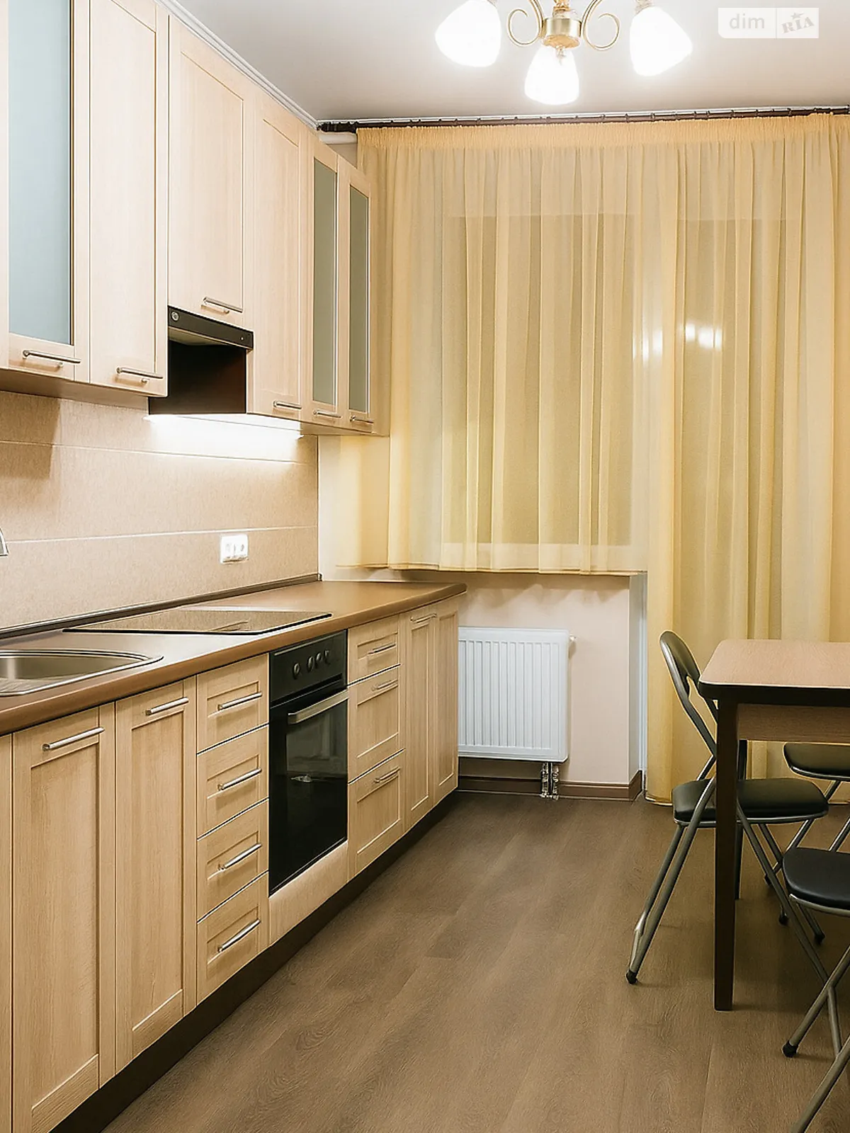 Продается 1-комнатная квартира 50 кв. м в Киеве, ул. Драгоманова, 2А - фото 1