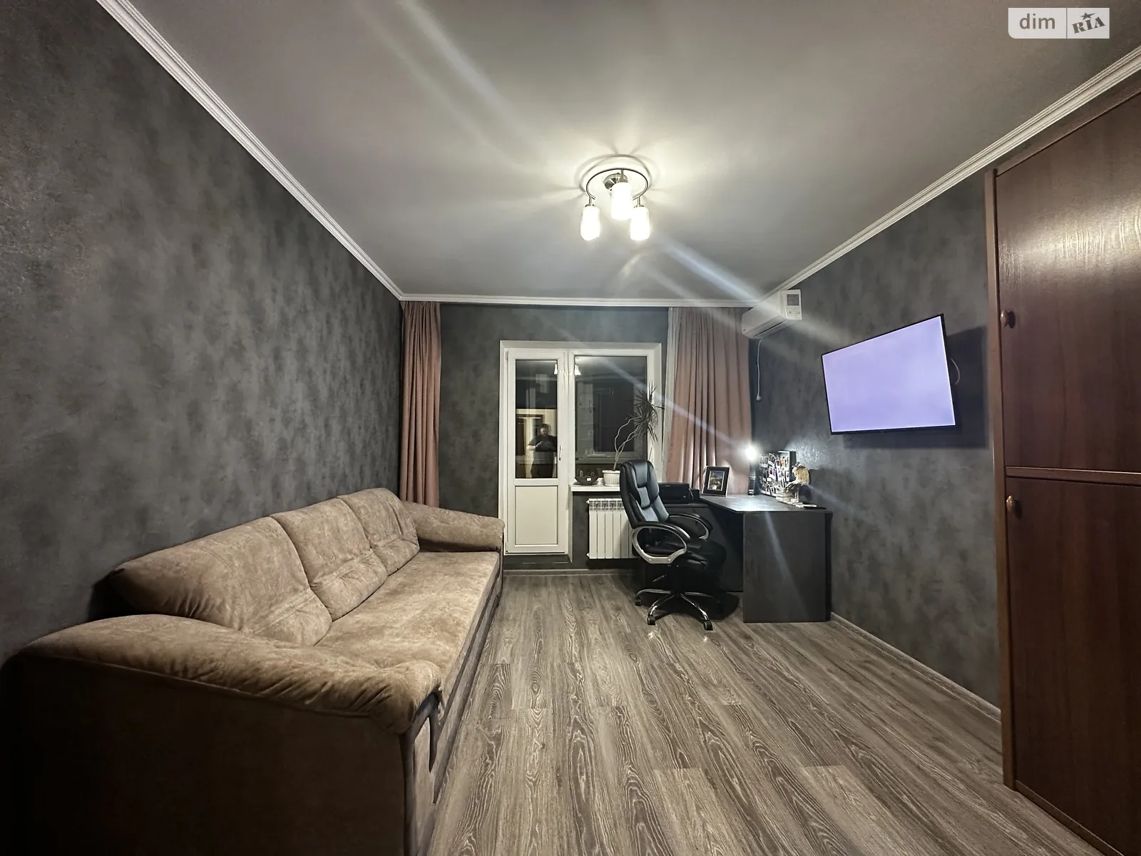 Продается 3-комнатная квартира 65.8 кв. м в Киеве, ул. Радужная, 11А - фото 1