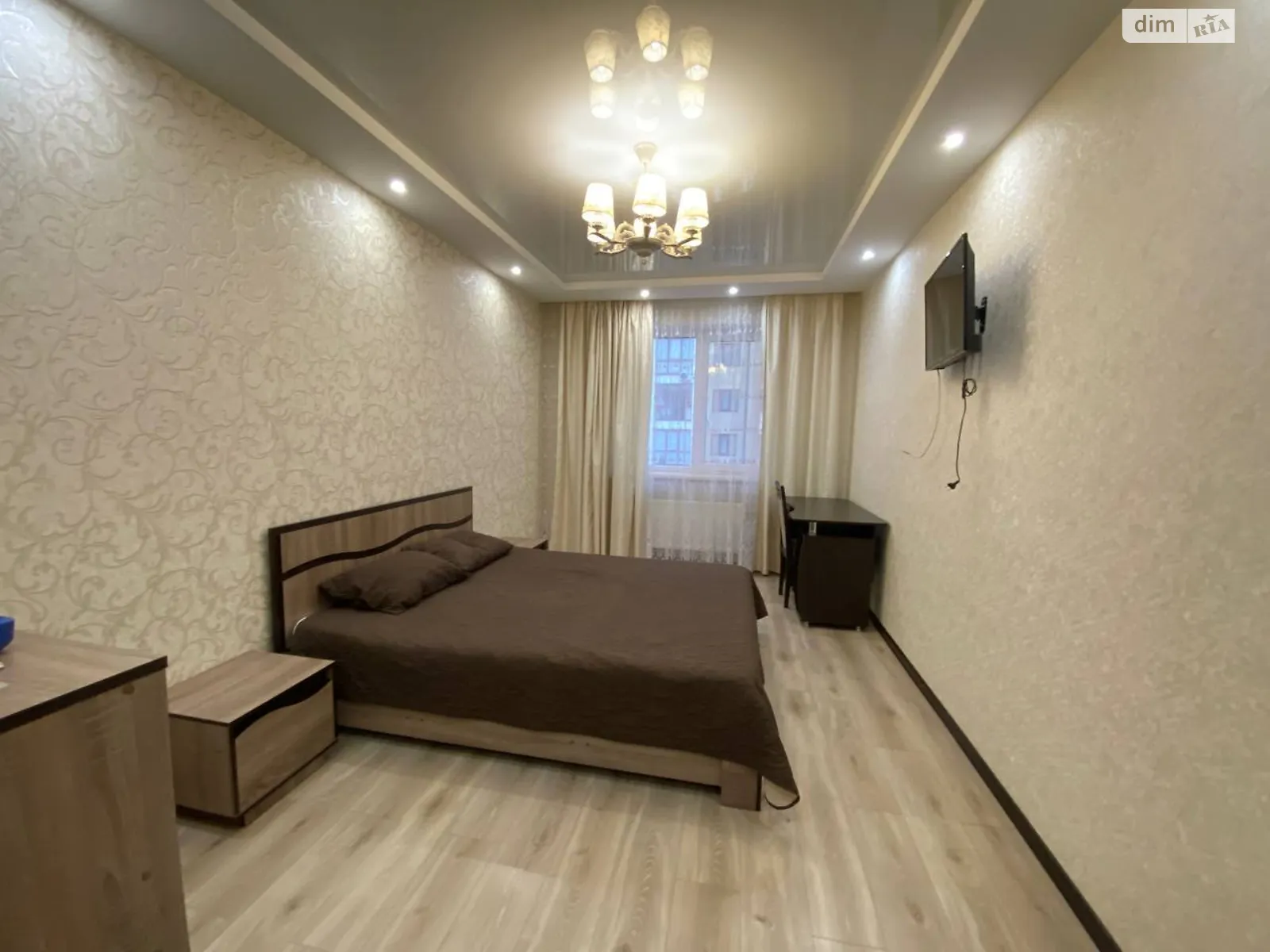 Сдается в аренду 1-комнатная квартира 45 кв. м в Ровно, ул. Черновола Вячеслава, 91І - фото 1