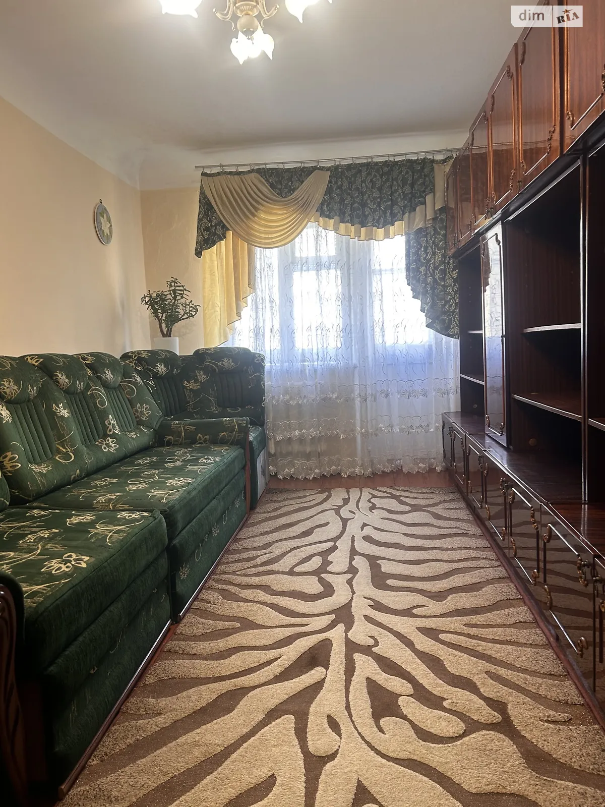 Здається в оренду 2-кімнатна квартира 42.3 кв. м у Рівному, вул. Соборна, 424 - фото 1
