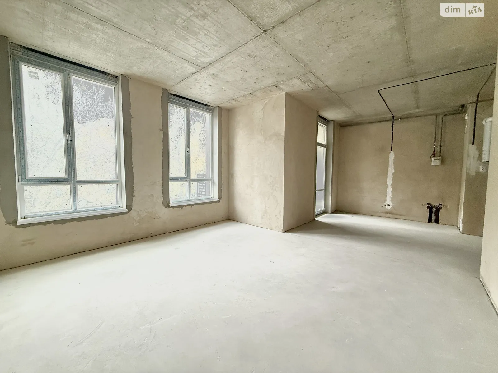 Продается 2-комнатная квартира 76.2 кв. м в Ровно, ул. Черновола Вячеслава, 82А - фото 1