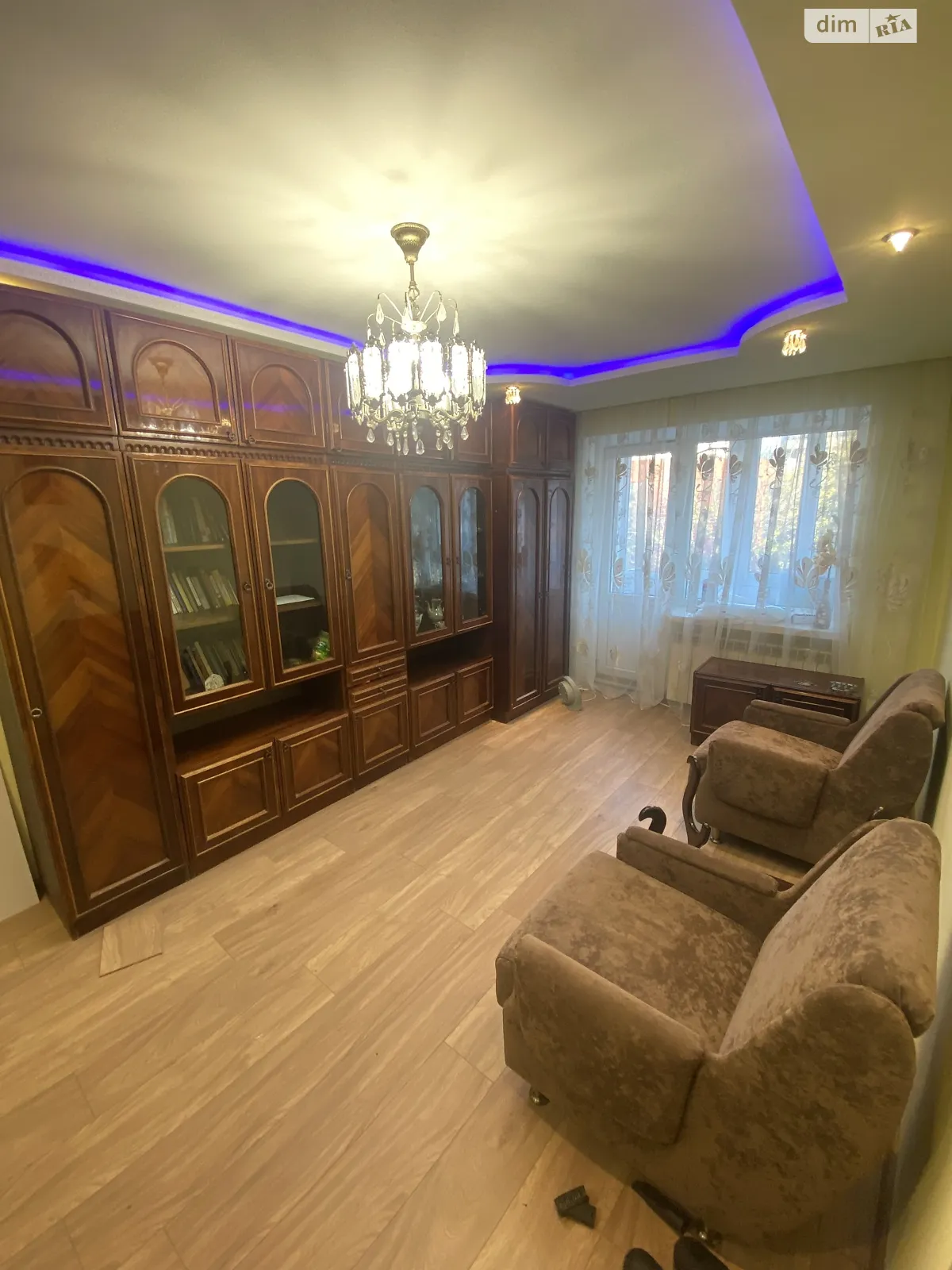 3-кімнатна квартира 65 кв. м у Тернополі, вул. Руська, 9 - фото 1