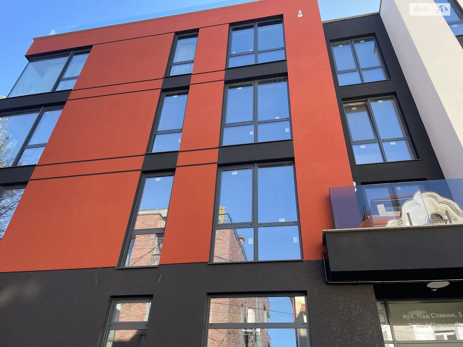 1-комнатная квартира 114.5 кв. м в Тернополе, ул. Над Ставом, 3 - фото 1