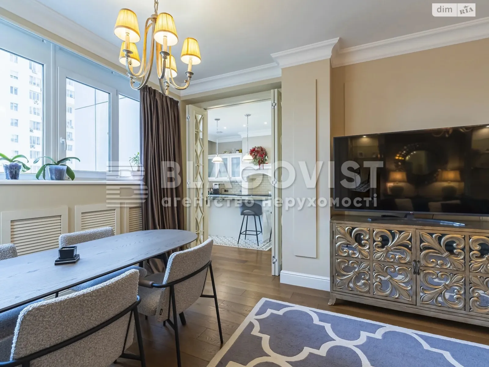 Продается 3-комнатная квартира 130 кв. м в Киеве, ул. Андрея Верхогляда(Драгомирова), 12 - фото 1