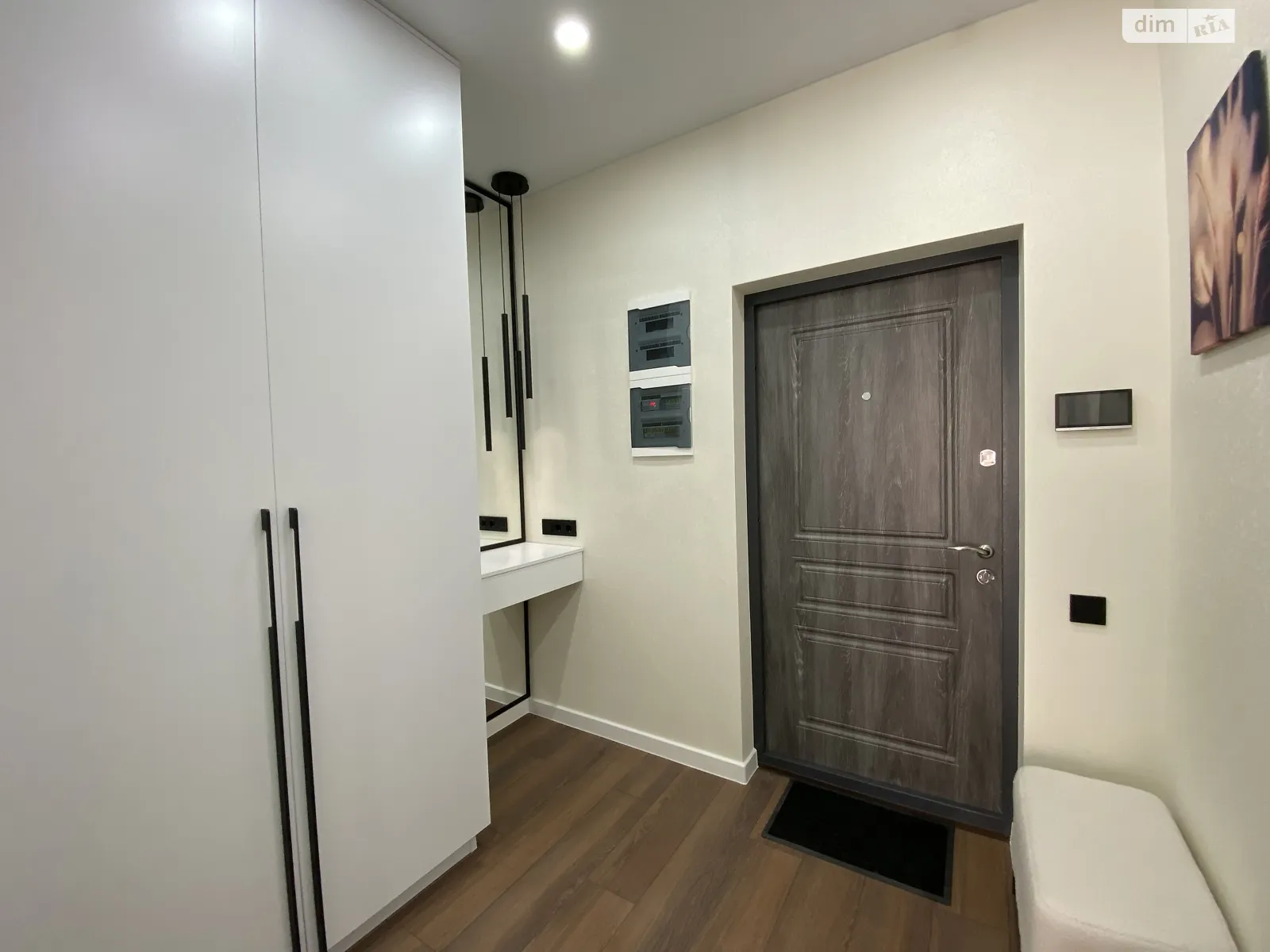 Продается 1-комнатная квартира 43 кв. м в Одессе, Фонтанская дор. - фото 1