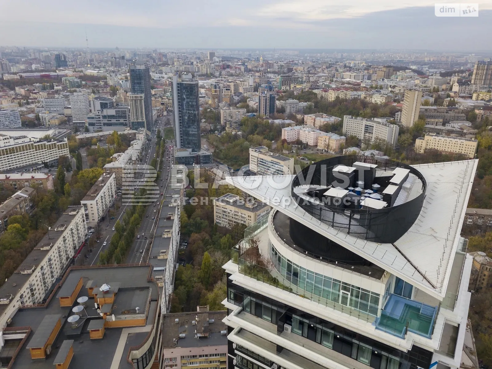 Продается 2-комнатная квартира 87 кв. м в Киеве, бул. Леси Украинки, 7В - фото 1