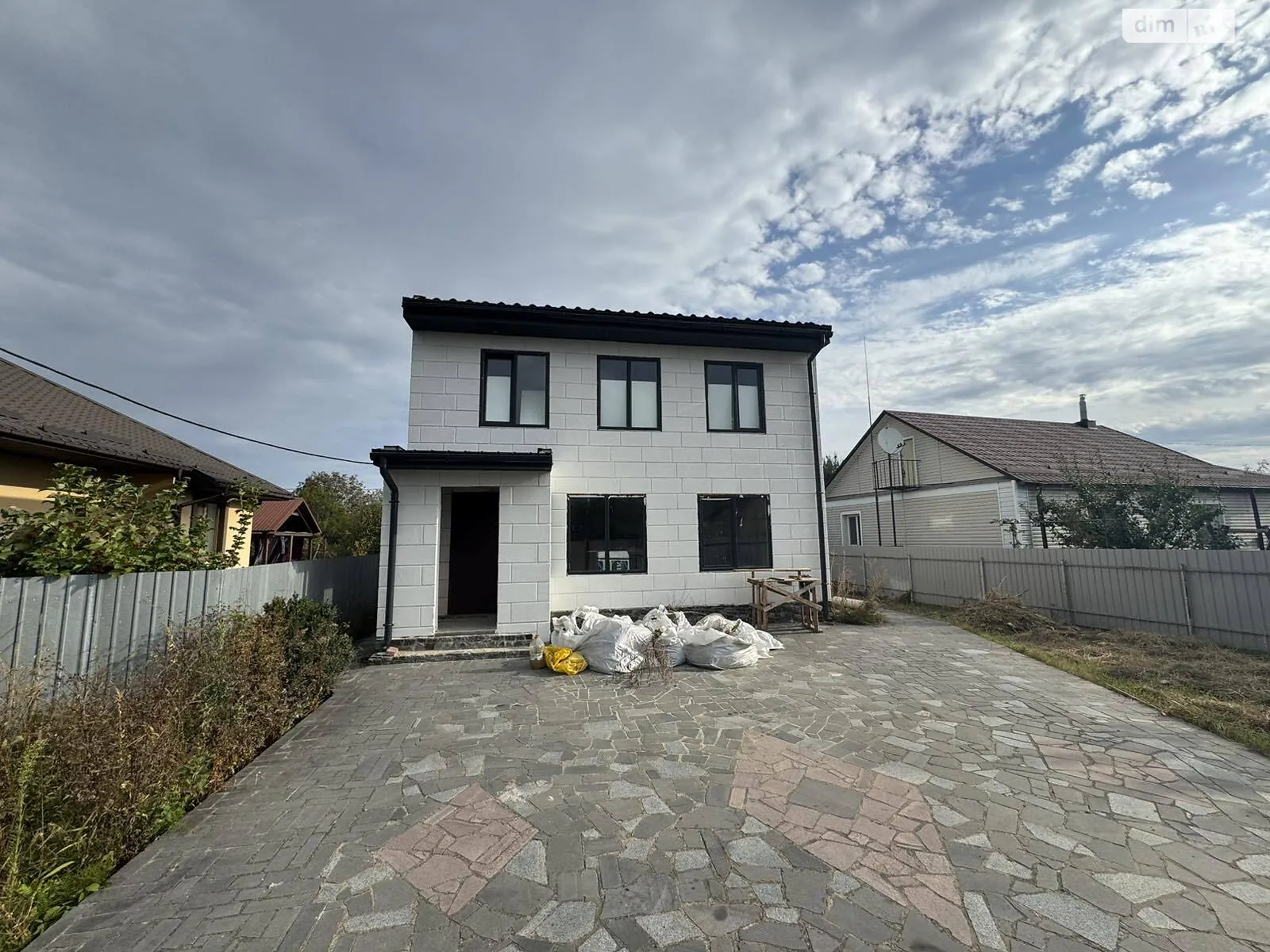 Сдается в аренду дом на 2 этажа 100 кв. м с бассейном, цена: 55500 грн - фото 1