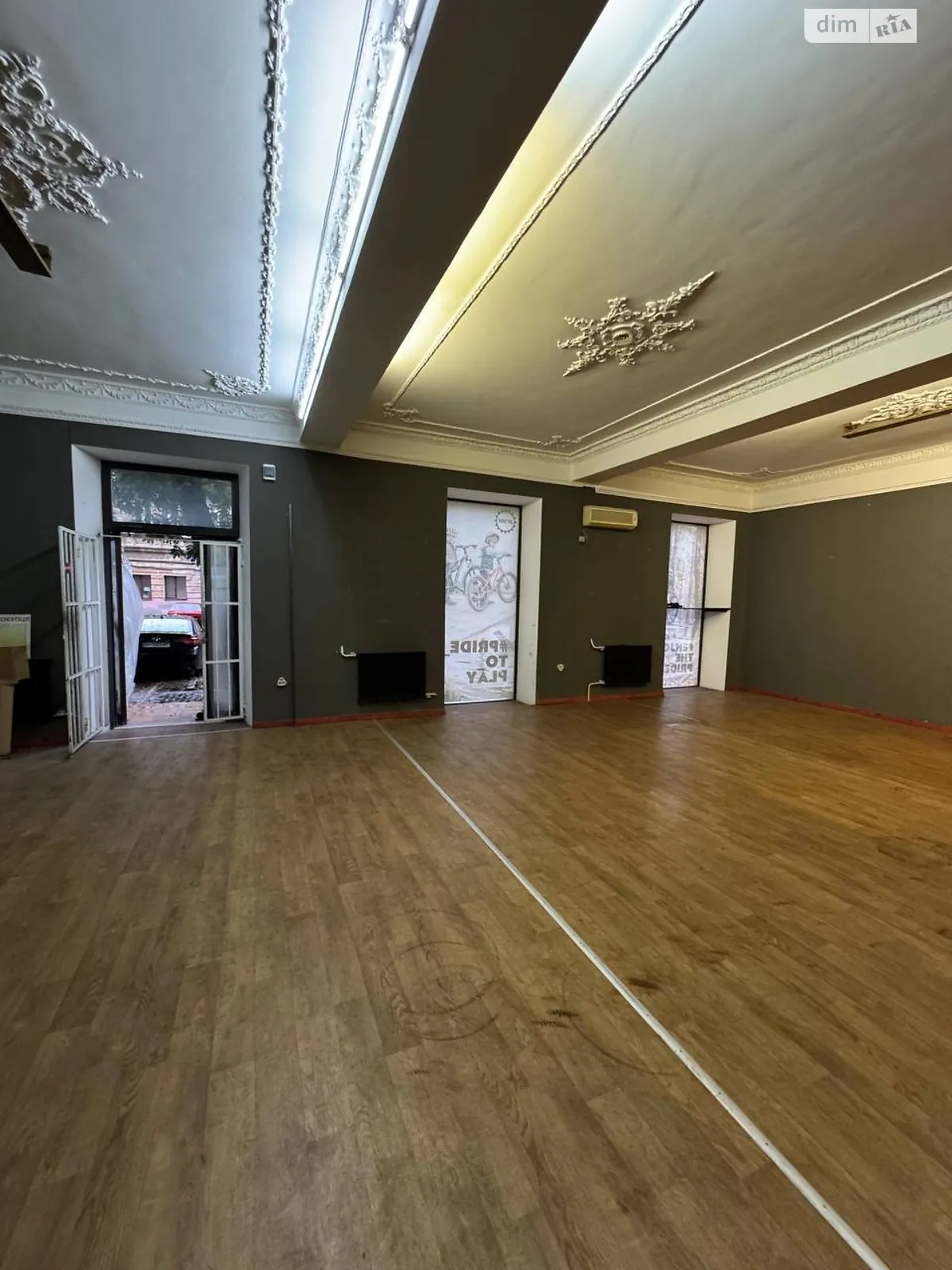 Сдается в аренду помещения свободного назначения 97.1 кв. м в 4-этажном здании, цена: 39999 грн - фото 1