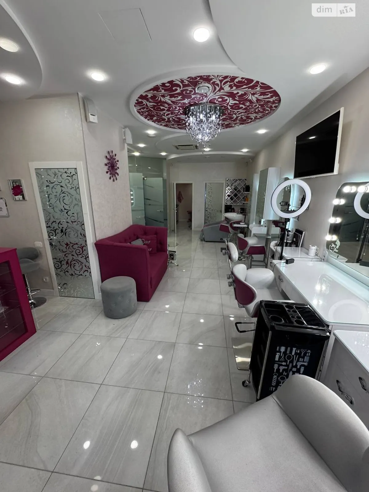 Продається приміщення вільного призначення 59.9 кв. м в 4-поверховій будівлі, цена: 149999 $ - фото 1