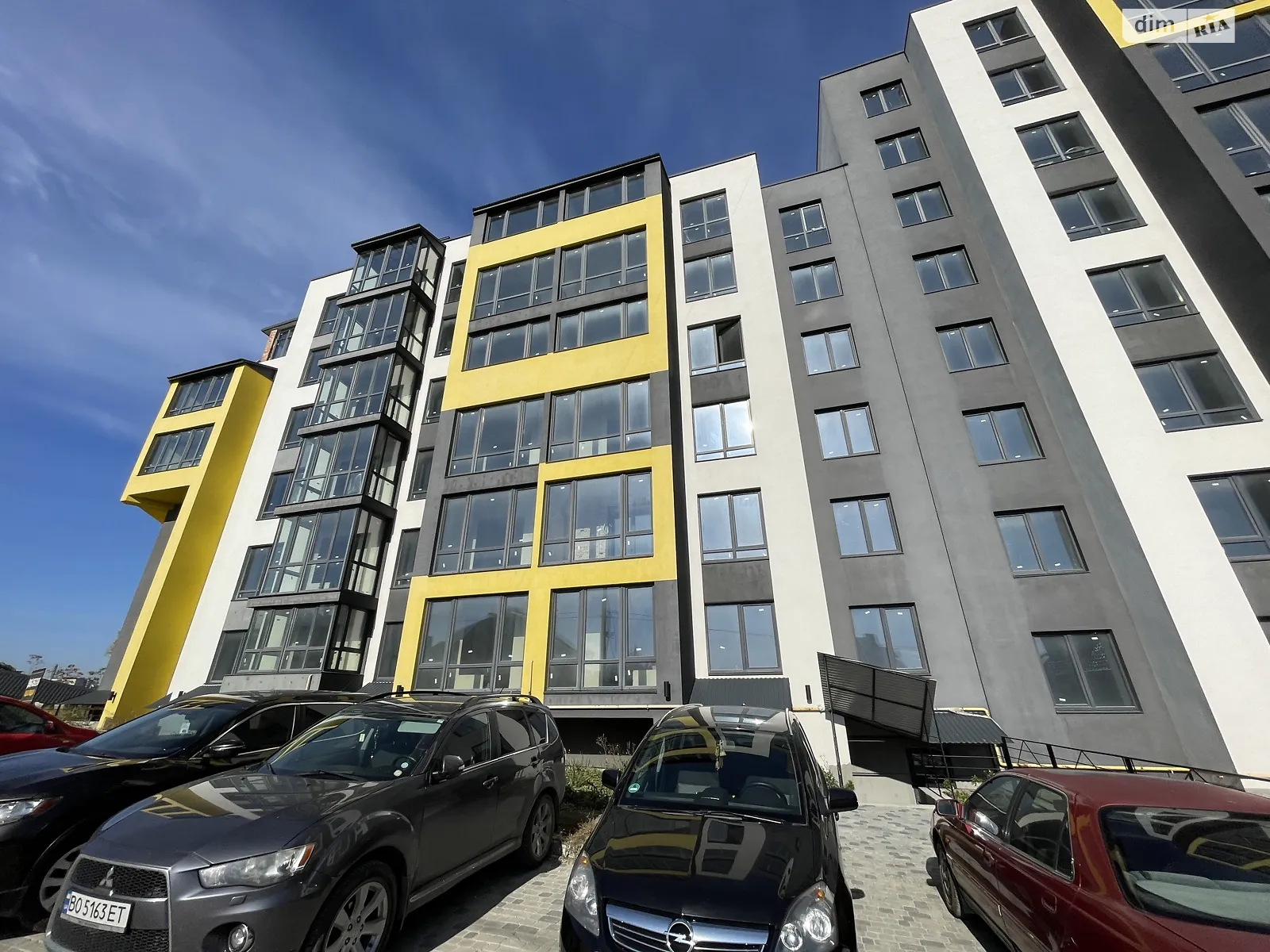 Продается 3-комнатная квартира 72.3 кв. м в Байковцах, ул. 15-го Апреля, 2 - фото 1