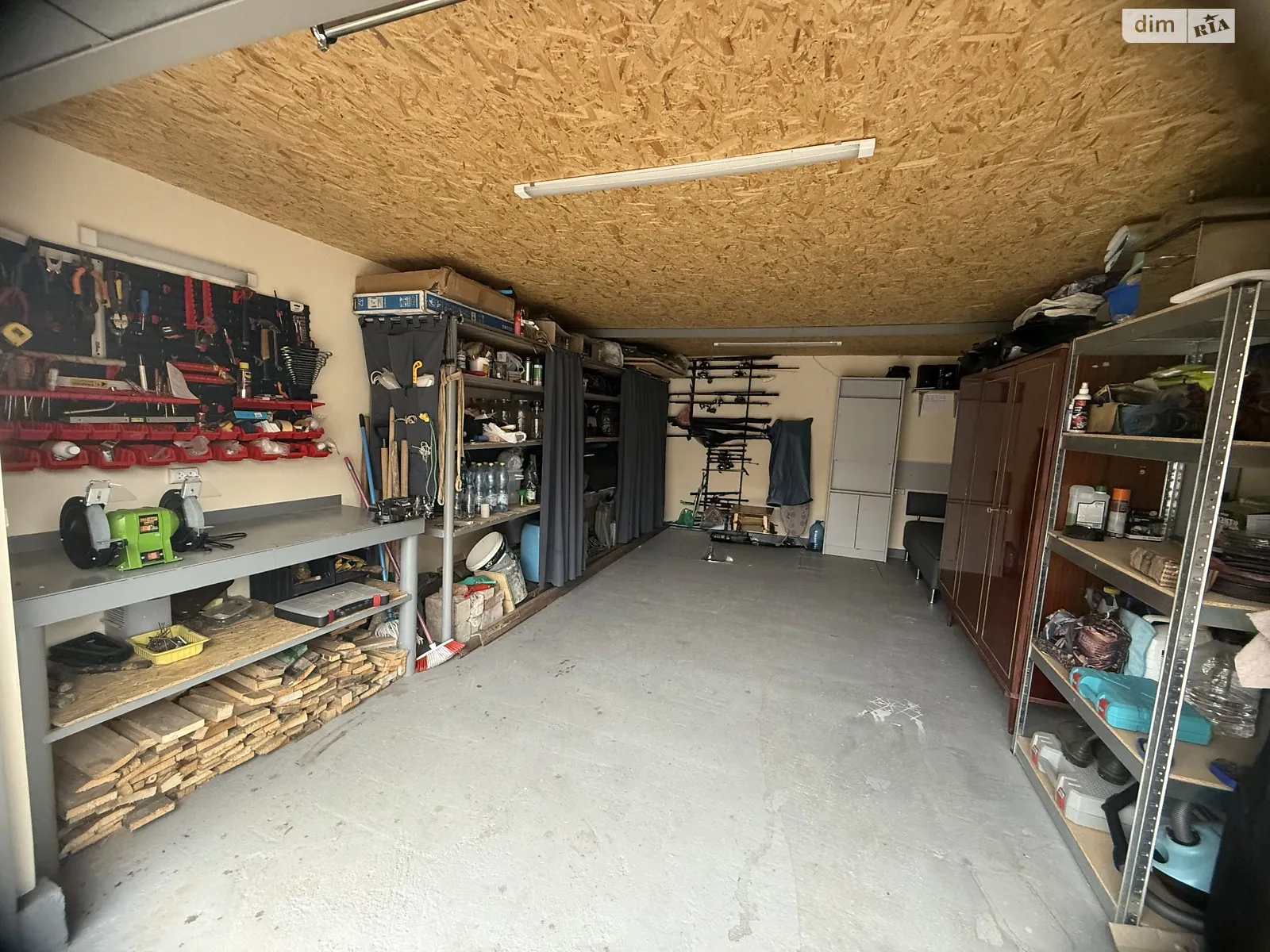 Продается место в гаражном кооперативе под легковое авто на 26 кв. м, цена: 12500 $ - фото 1