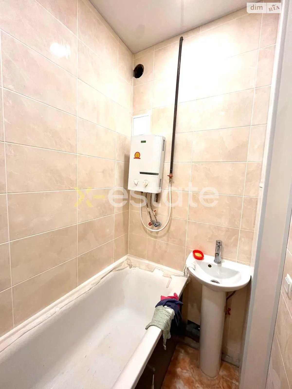 Продается 3-комнатная квартира 64 кв. м в Днепре, пл. Старомостова, 1 - фото 1