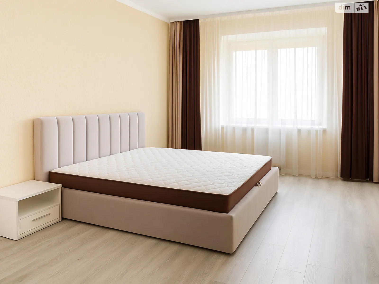 Продается 2-комнатная квартира 76.7 кв. м в Киеве, цена: 99999 $ - фото 1