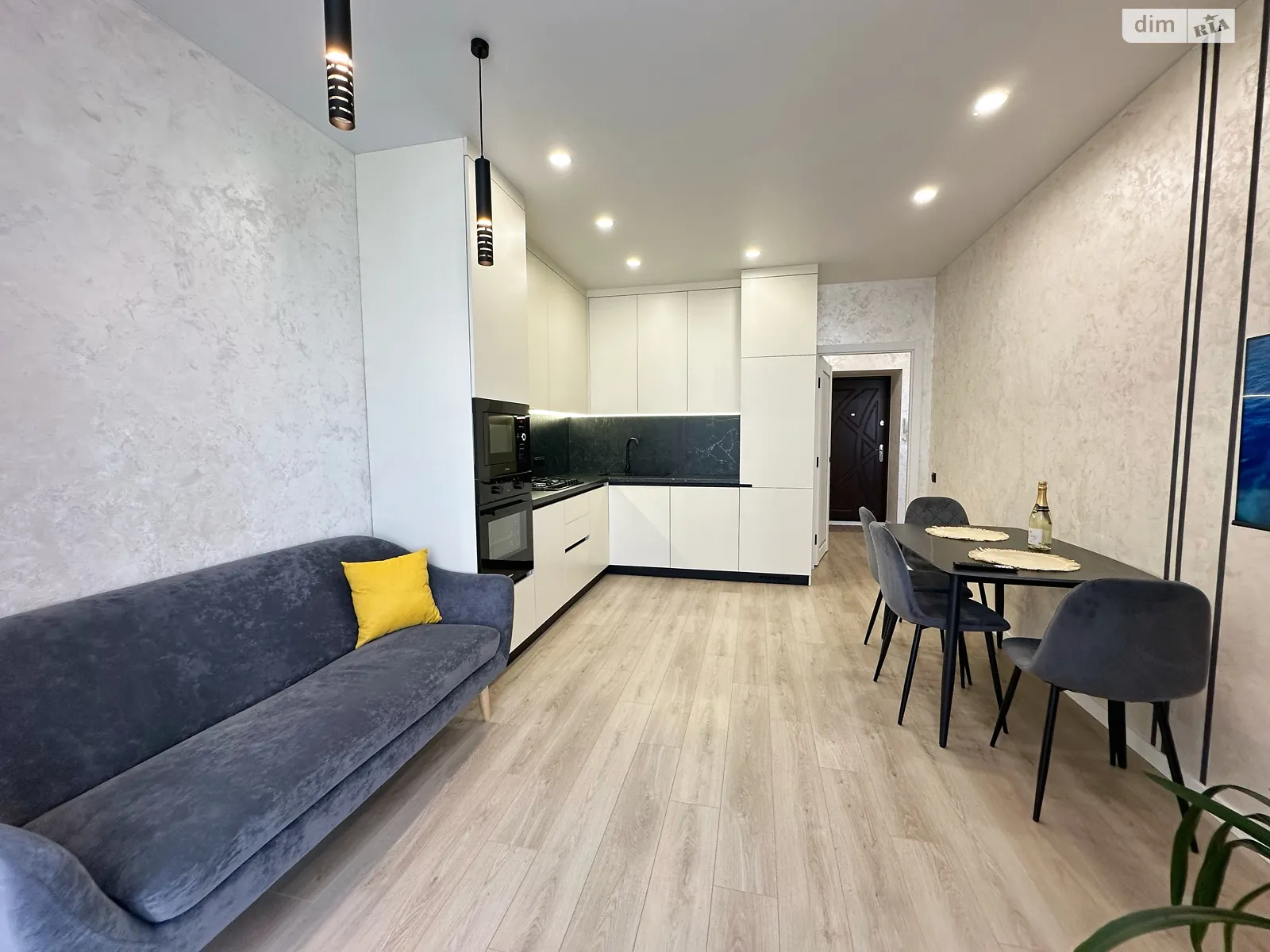 Сдается в аренду 1-комнатная квартира 55.5 кв. м в Хмельницком, ул. Лесогриневецкая - фото 1