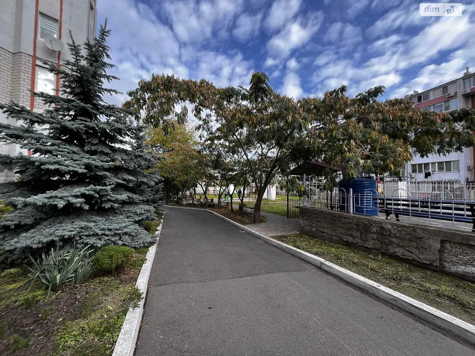 Продається 3-кімнатна квартира 155 кв. м у Чорноморську, вул. Лазурна(Гайдара) - фото 1