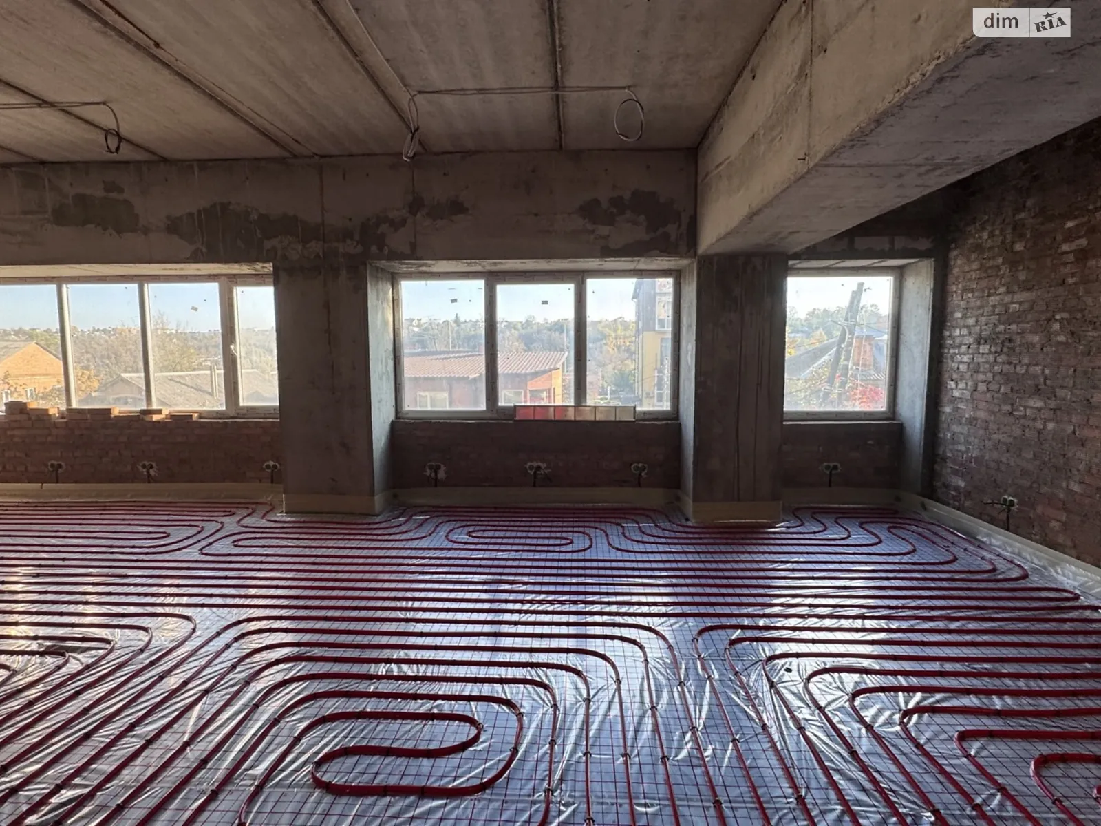 Сдается в аренду помещения свободного назначения 303 кв. м в 8-этажном здании, цена: 99990 грн - фото 1