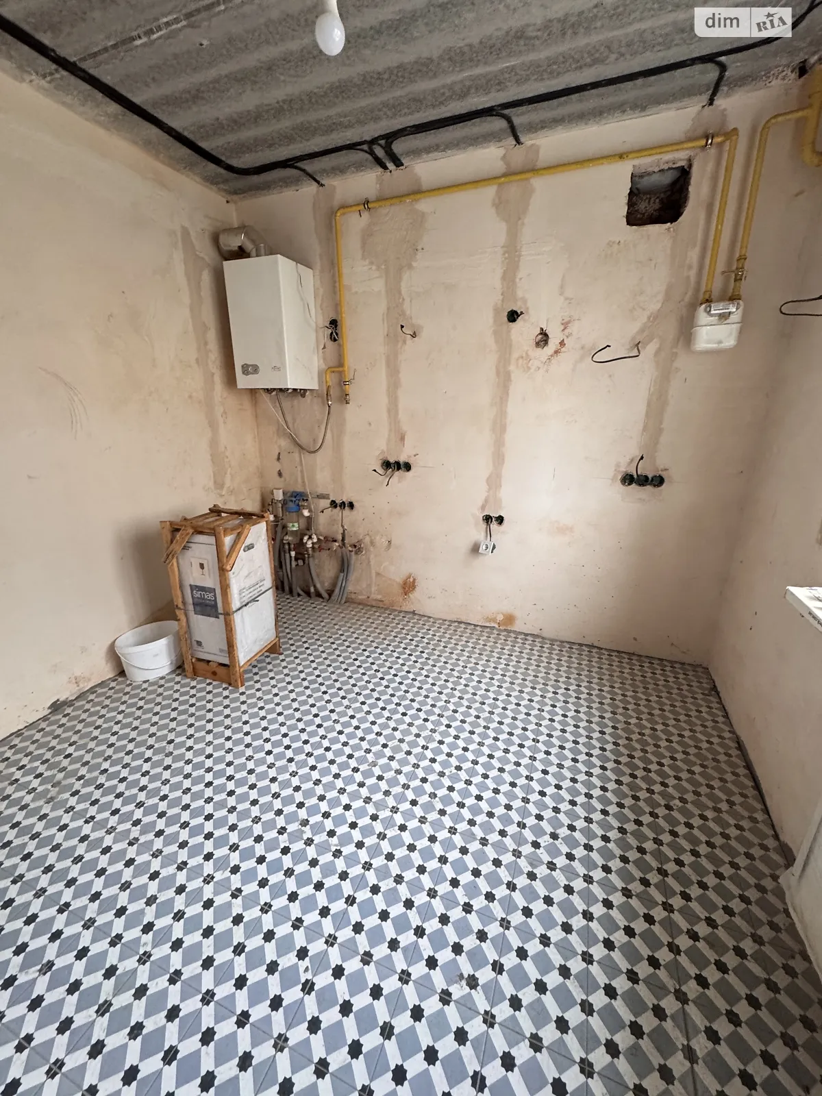 Продается 1-комнатная квартира 47 кв. м в Михайловке-Рубежовке, ул. Чубинского, 11 - фото 1