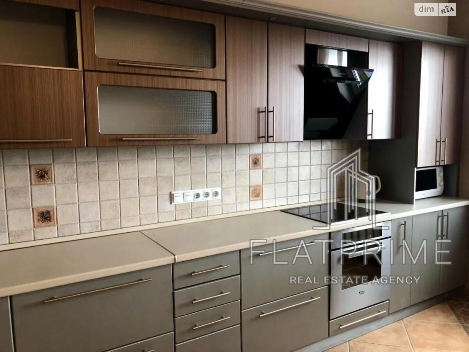 Продається 3-кімнатна квартира 90 кв. м у Києві, вул. Бакинська, 37Г - фото 1