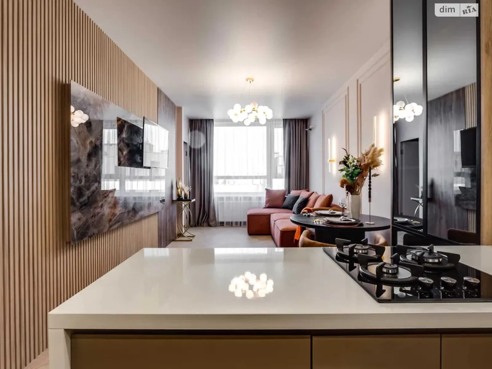 Продается 1-комнатная квартира 44.7 кв. м в Львове, ул. Топольная - фото 1