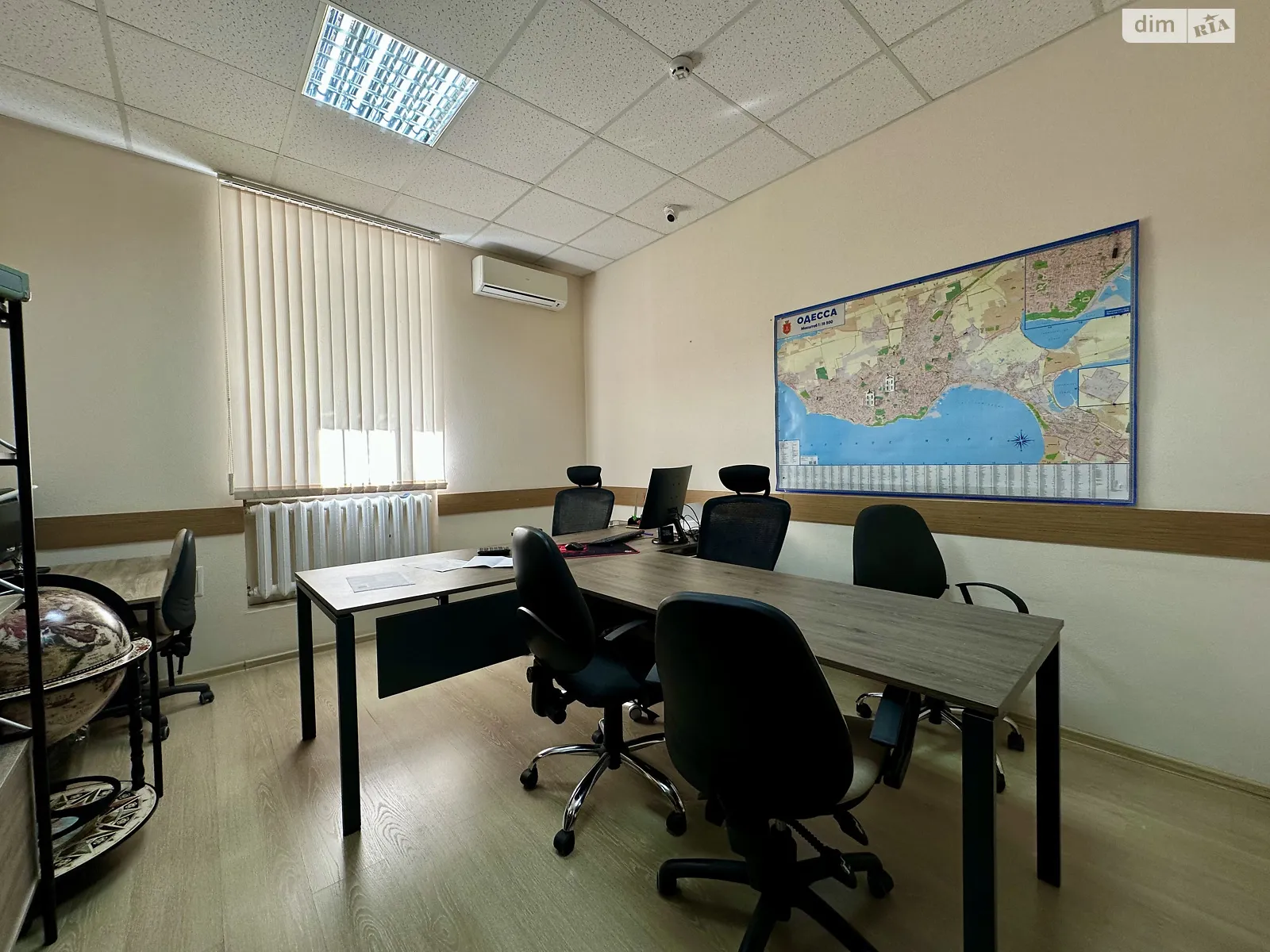 Продается офис 116 кв. м в бизнес-центре, цена: 120000 $ - фото 1