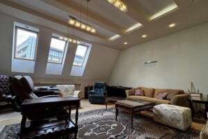 Продаж квартири, Львів, р‑н. Центр, Новаківського Олекси вулиця, буд. 8