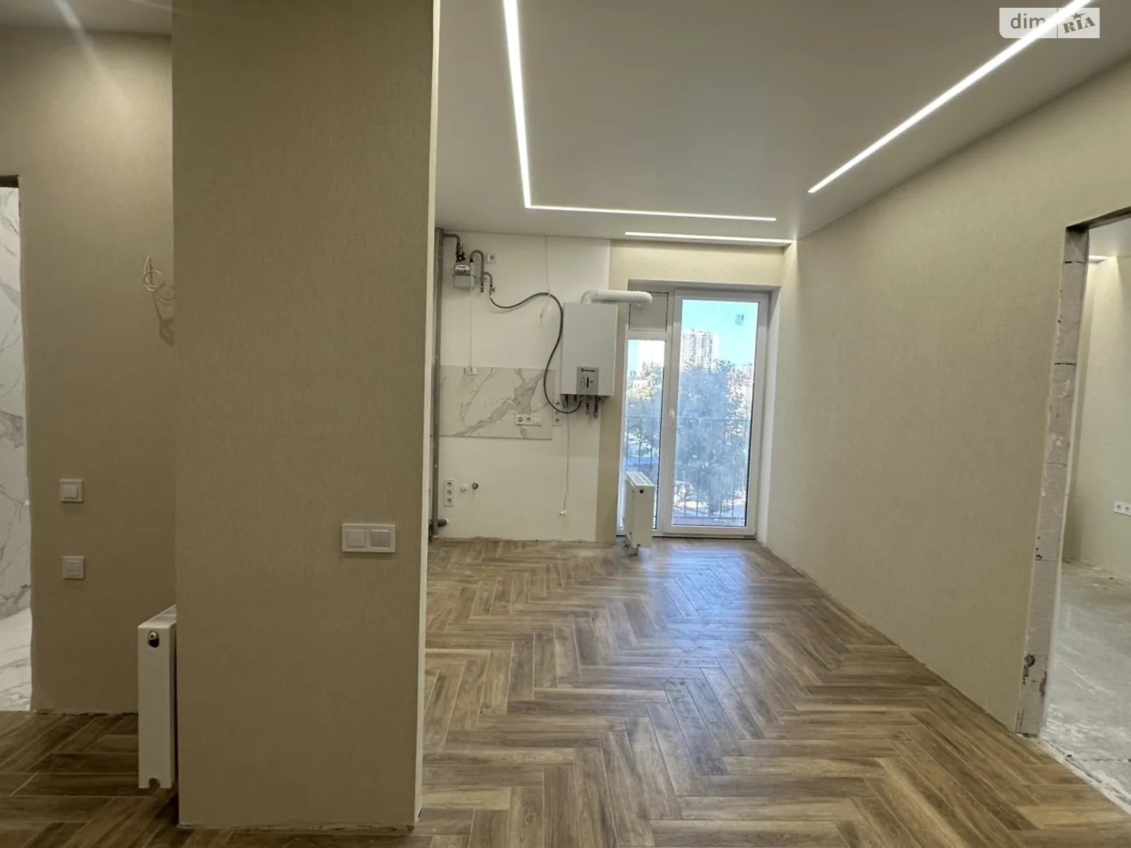 Продается 1-комнатная квартира 45 кв. м в Одессе, ул. Инглези - фото 1