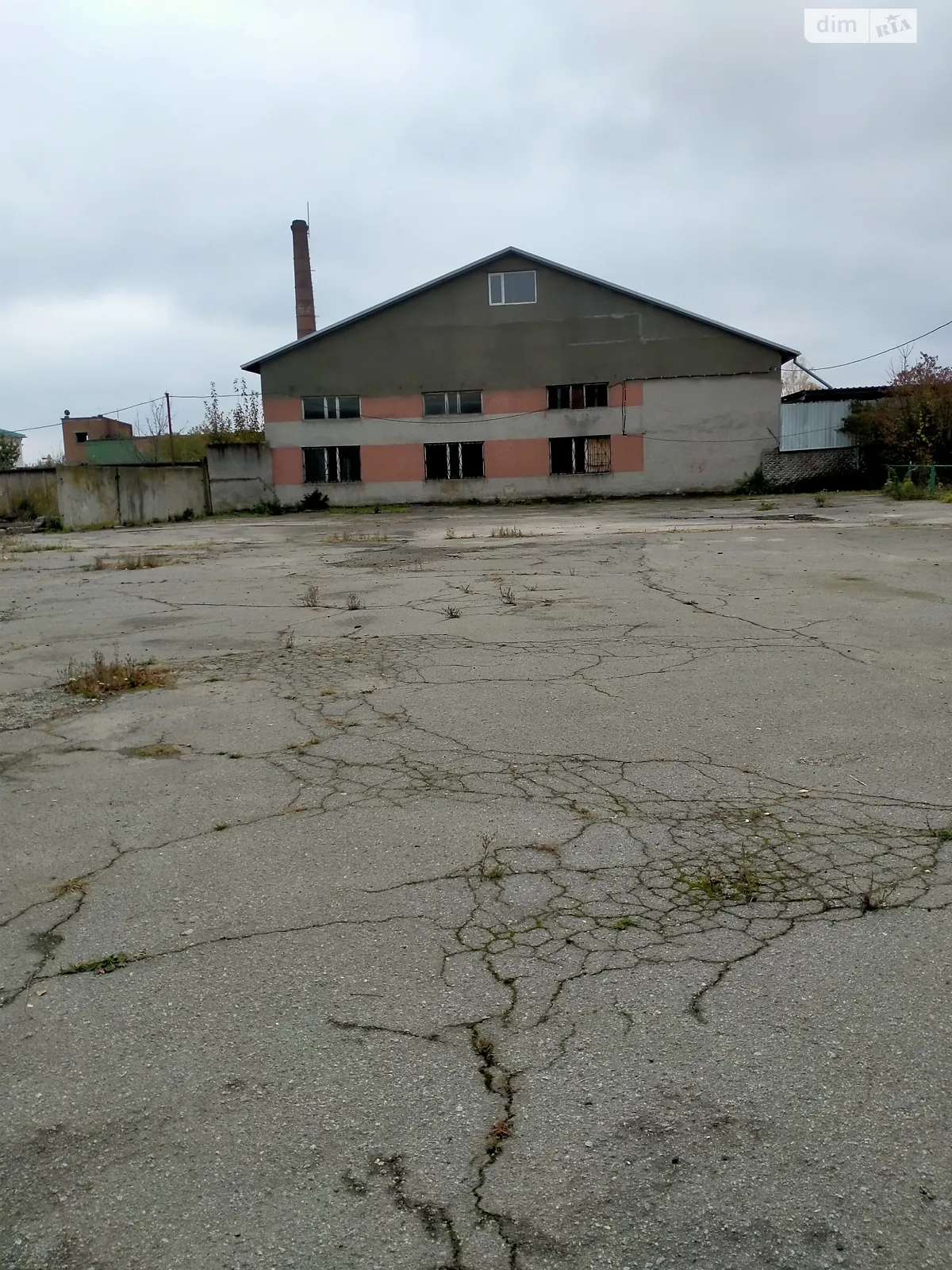 Сдается в аренду помещения свободного назначения 900 кв. м в 1-этажном здании, цена: 180000 грн - фото 1