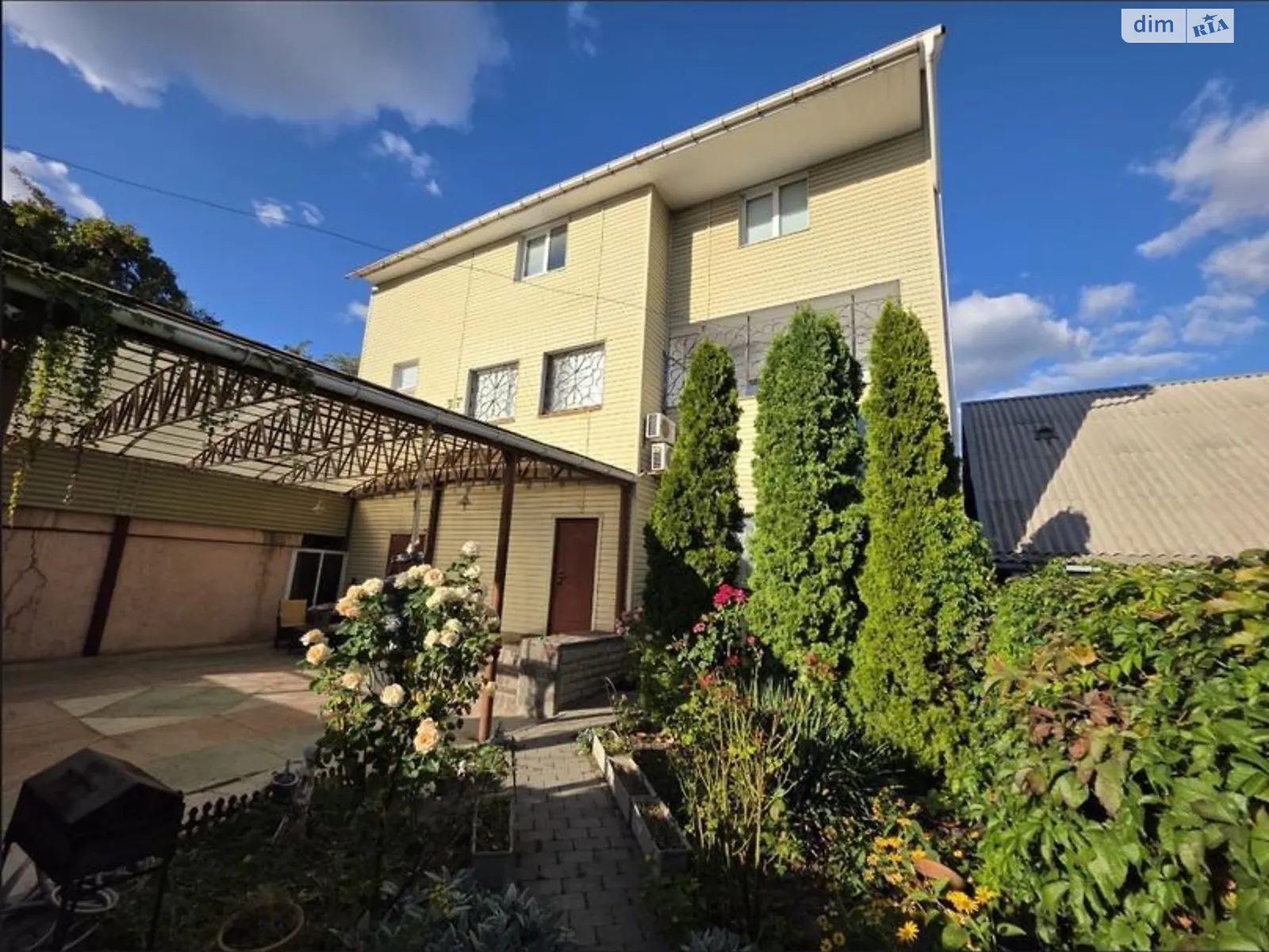 Сдается в аренду дом на 2 этажа 240 кв. м с садом, цена: 61800 грн - фото 1